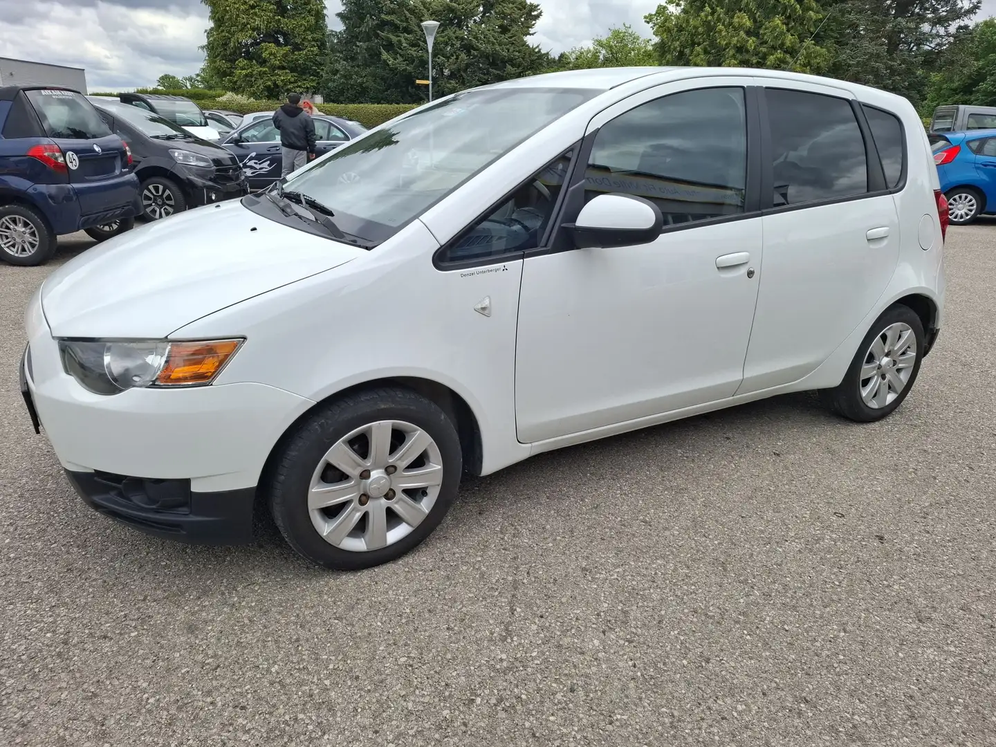 Mitsubishi Colt Weiß - 1