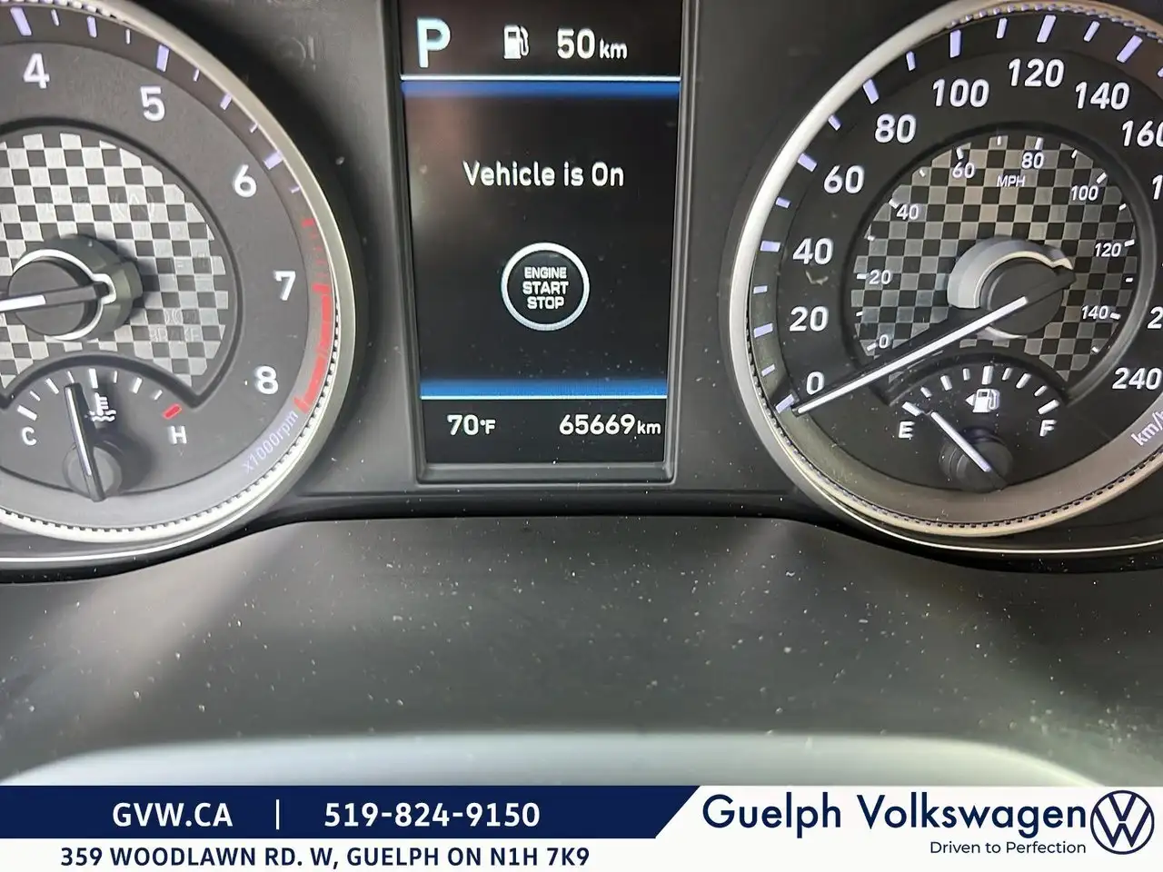 Hyundai ELANTRA photo Hyundai ELANTRA
