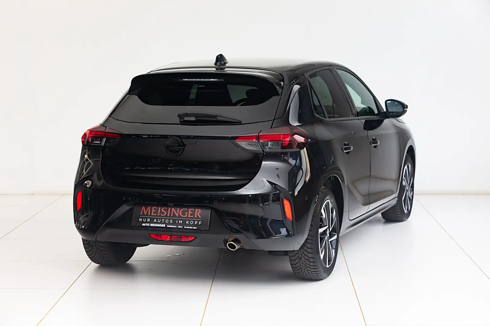 Opel Corsa 1,2 Direct Injection Turbo Euro 6.4  GS Aut. Schwarz - 2