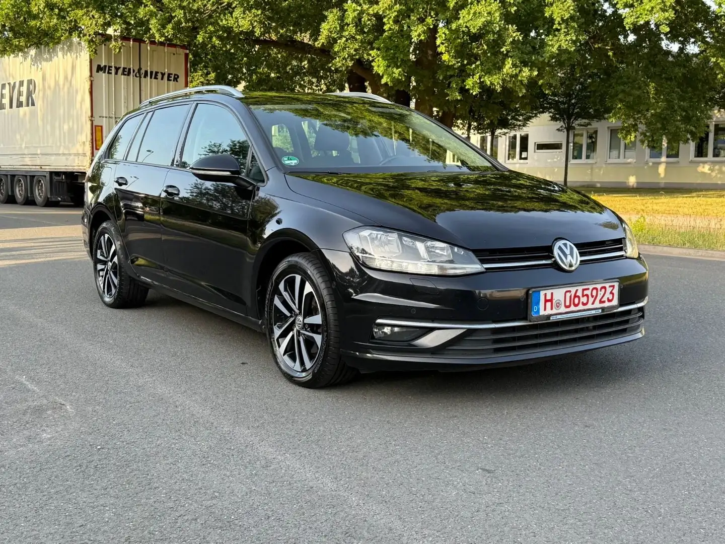 Volkswagen Golf VII Variant IQ.DRIVE 1 Hand/ACC/NAVI/Parkas Nero - 2