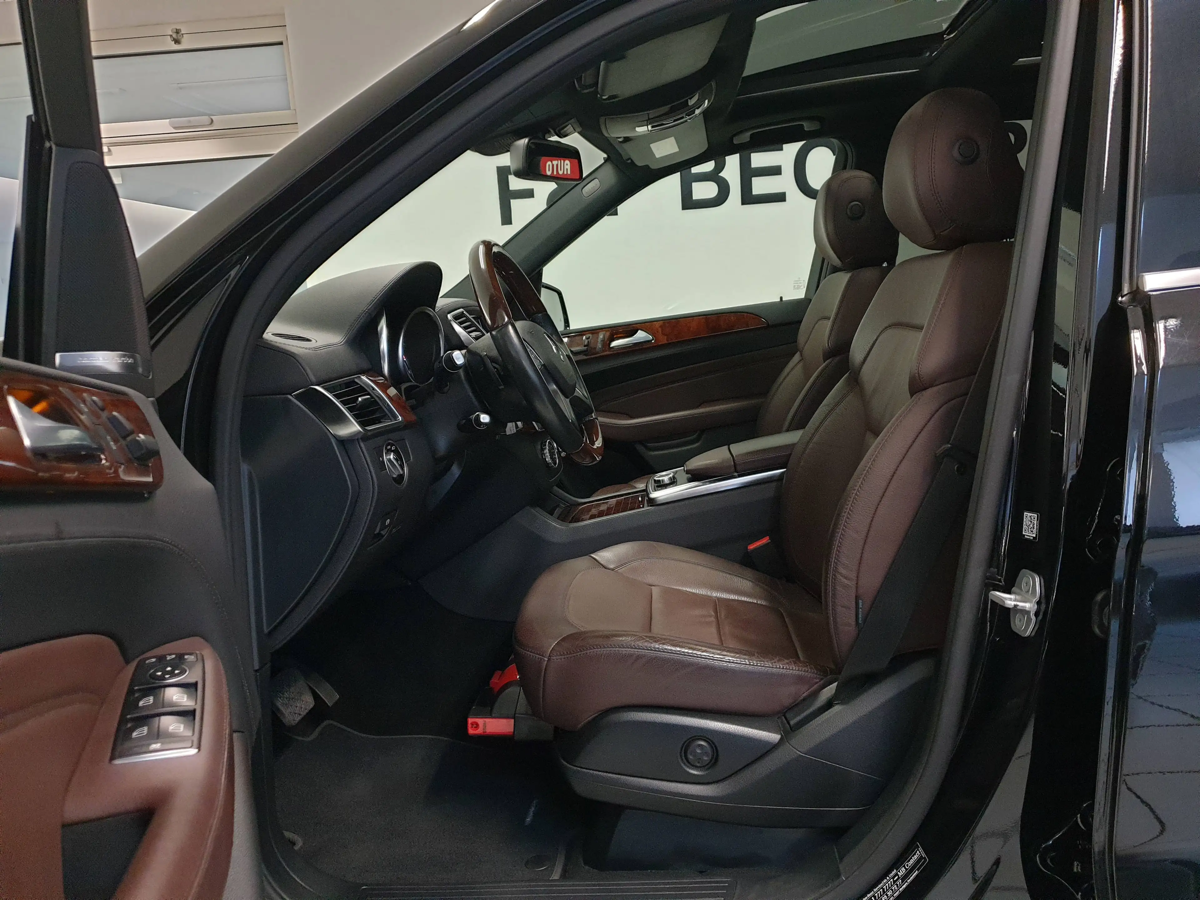 Mercedes-Benz ML 350 ML 350 AMG PANO 360 DTR AIRMATIC BRD 21´ SOFT — photo 9