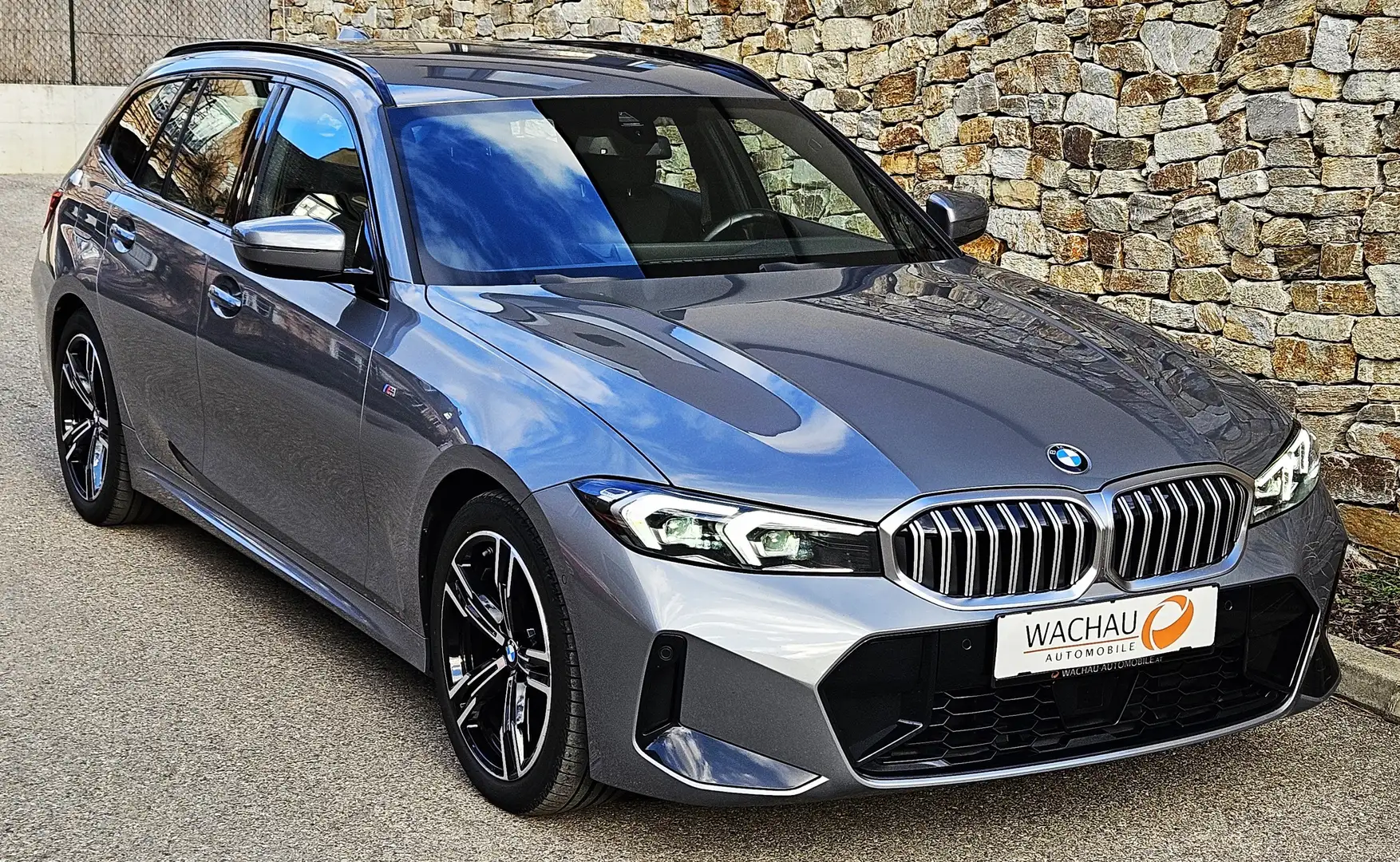 BMW 330 *i Touring G21*M-Paket*ACC*NP: 70.739* Grau - 1