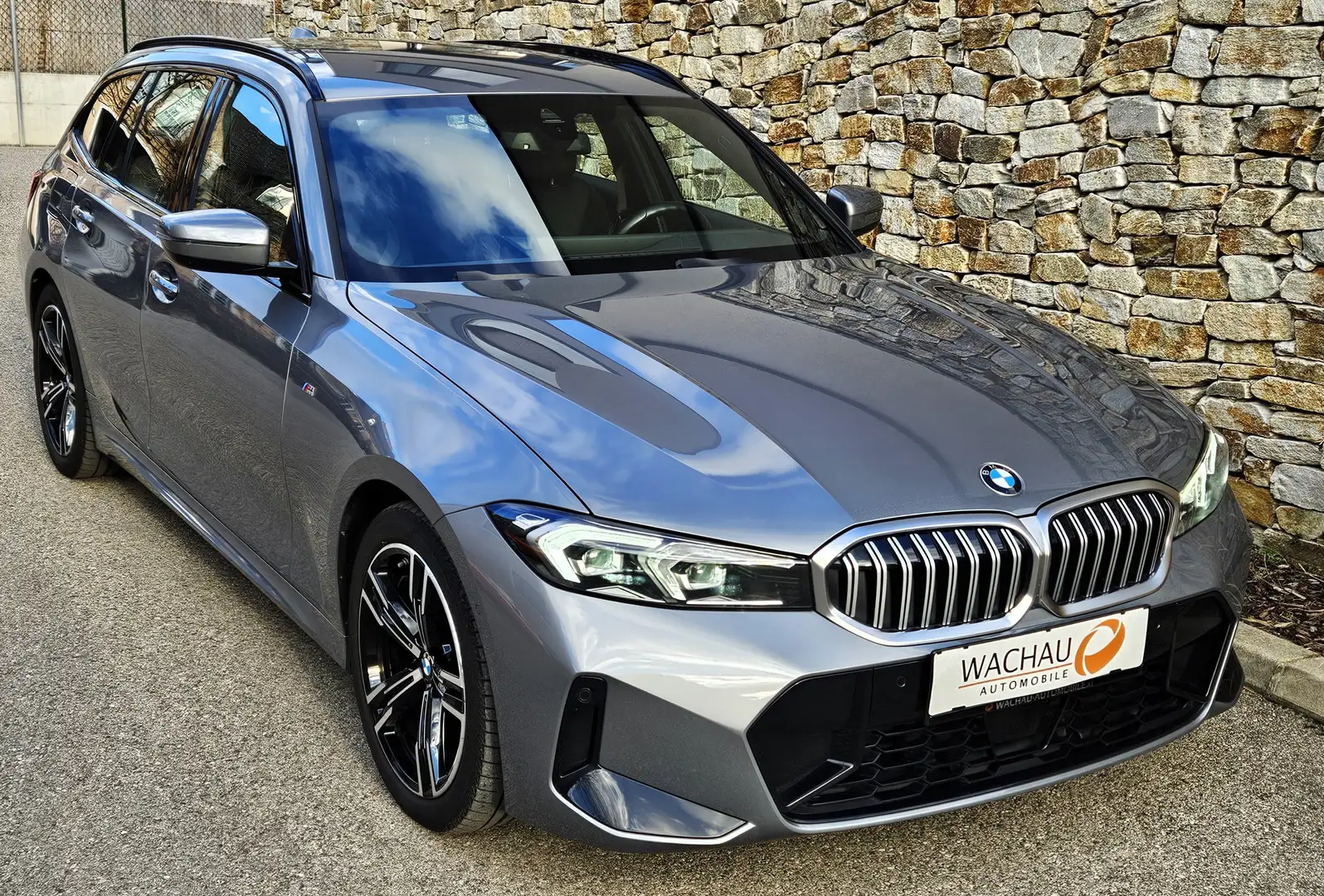 BMW 330 *i Touring G21*M-Paket*ACC*NP: 70.739* Grau - 2