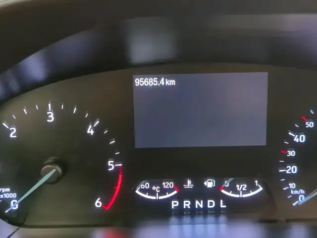 Ford Focus view 28