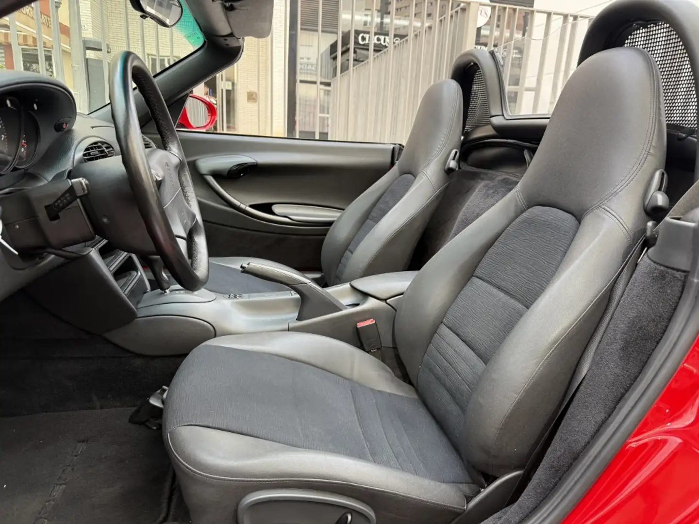 Porsche Boxster Descapotable Automático de 2 Puertas Rouge - 2