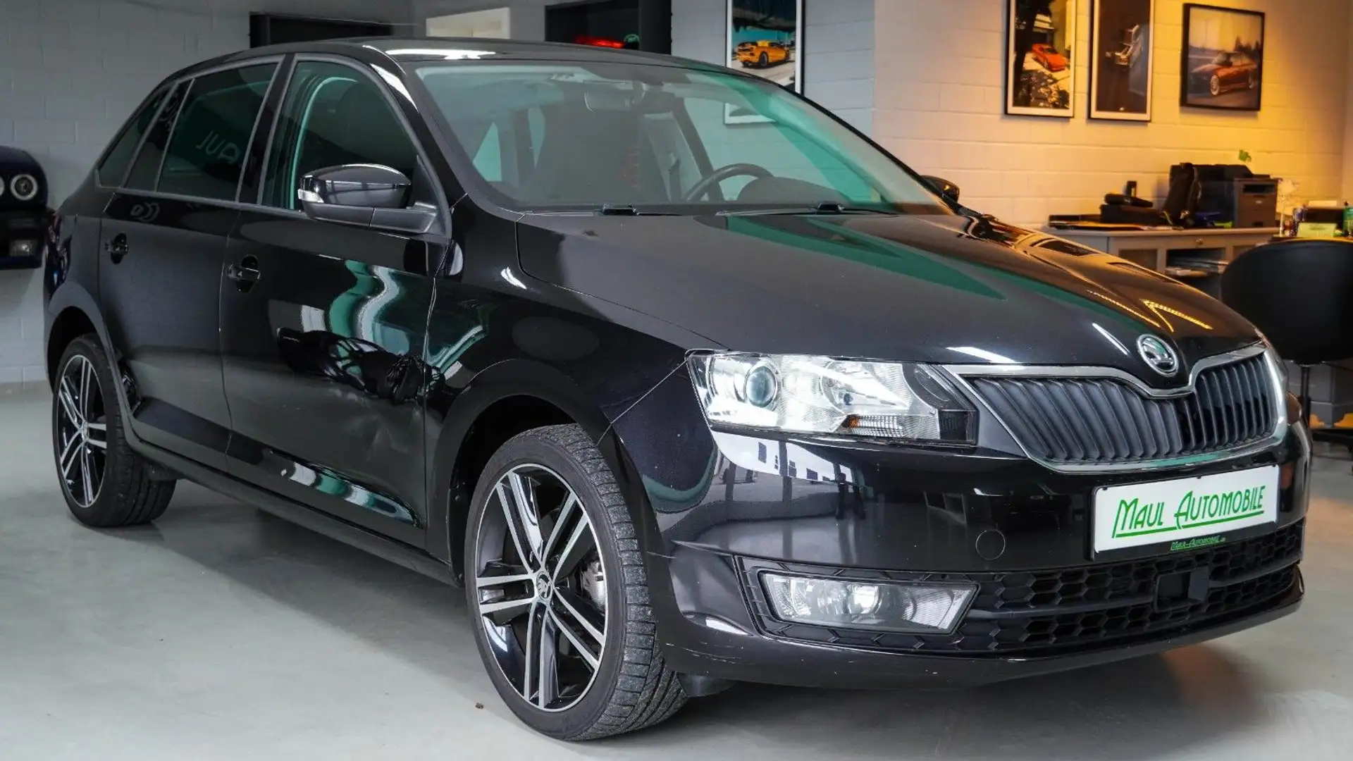 Skoda Rapid/Spaceback Spaceback Emotion Plus Noir - 2