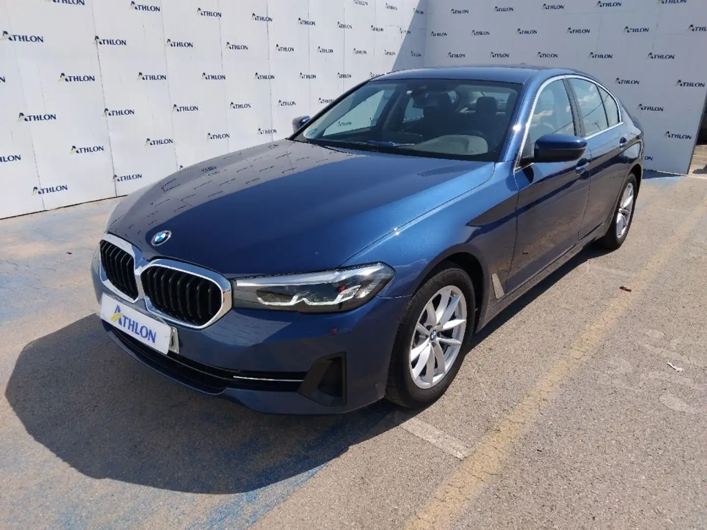 BMW 520 520dA Bleu - 1