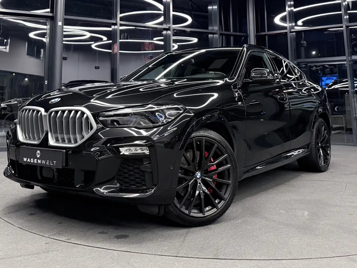 BMW X6 xDrive 30 d M Sport, Massage, Sky Lounge, M-Sitze Schwarz - 1