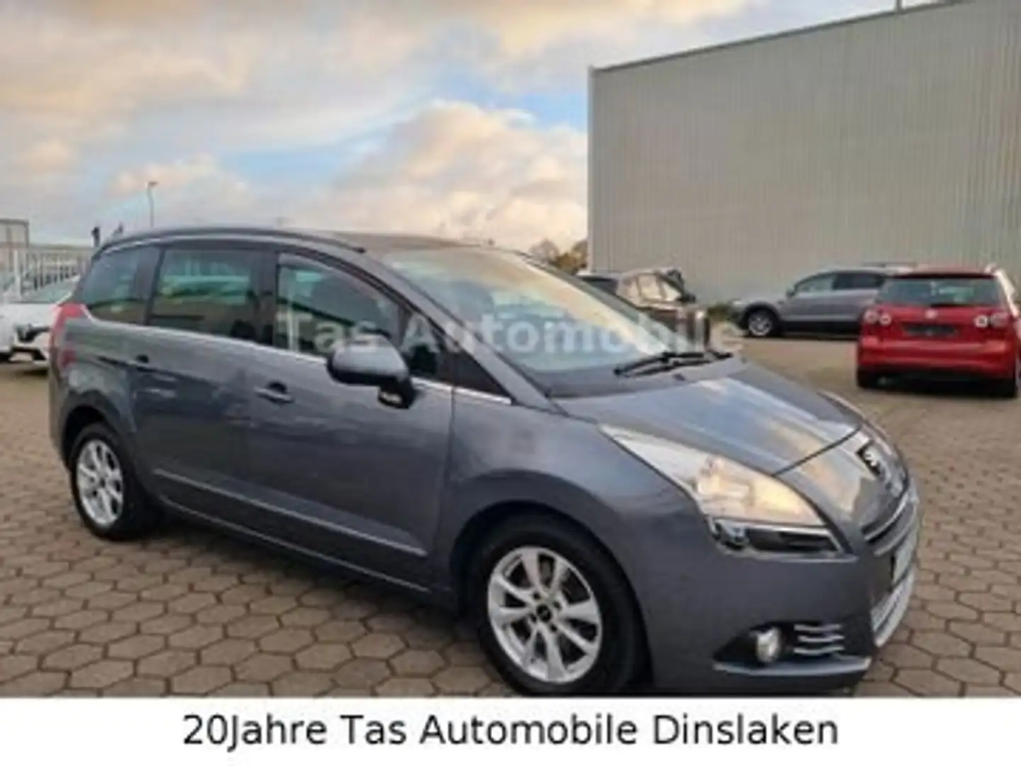 Peugeot 5008 HDI FAP 150 Allure"S-Heft"Navi"AHK"Allwetter... Grau - 2