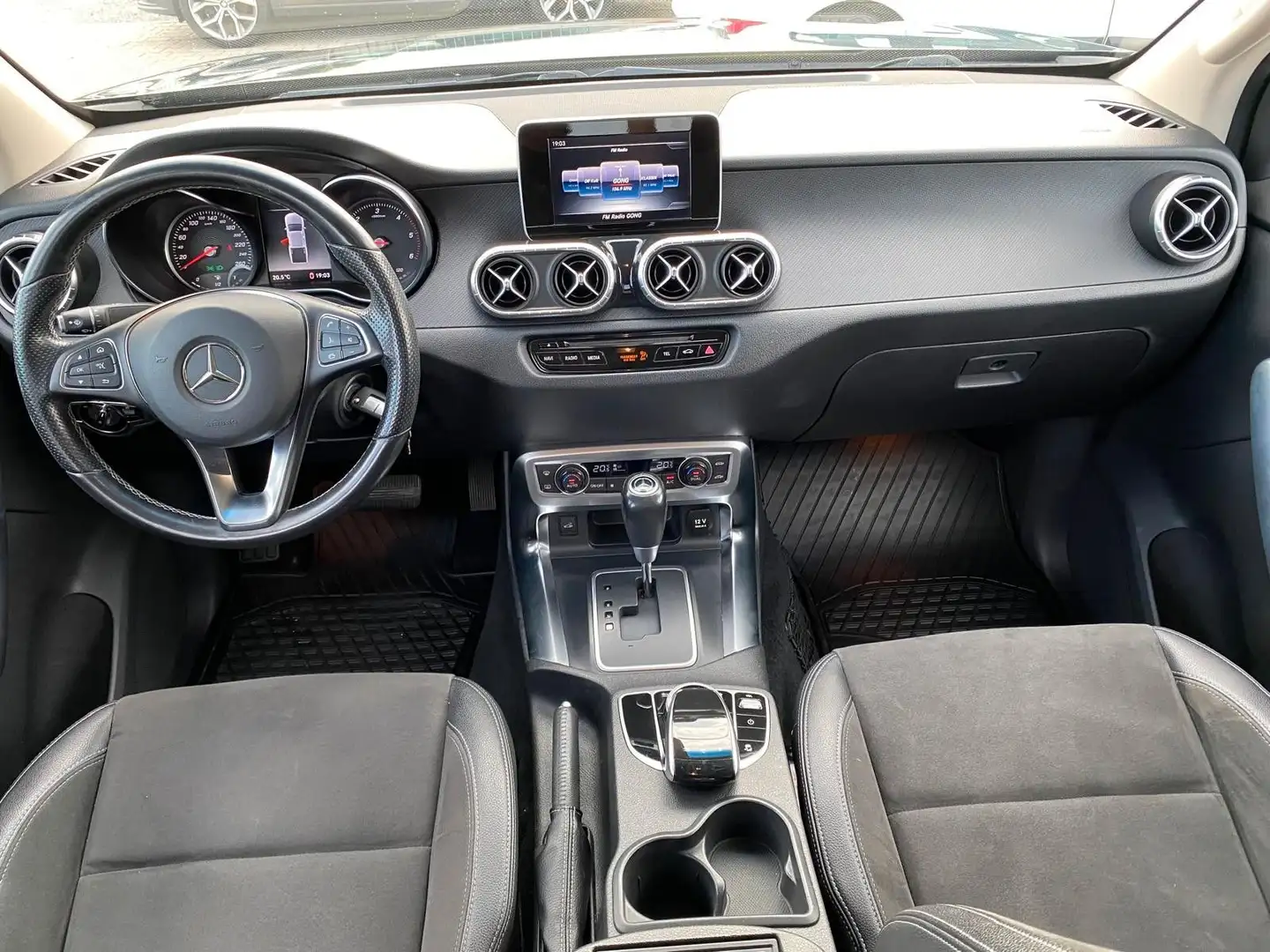 Mercedes-Benz X 250 d Doppelkab| Edition Progressive|NAVI/LED Grün - 2