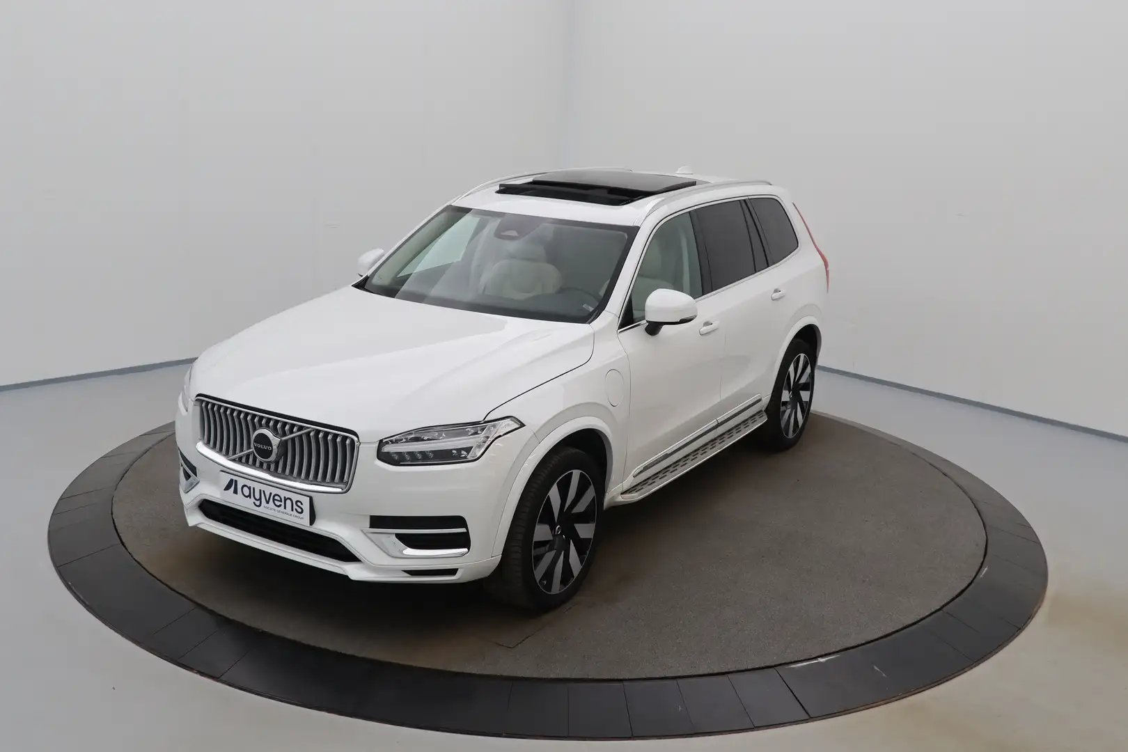 Volvo XC90 2.0 T8 4WD Plus Bright Geartr. 7Pl. LEDER PANO ACC Wit - 2