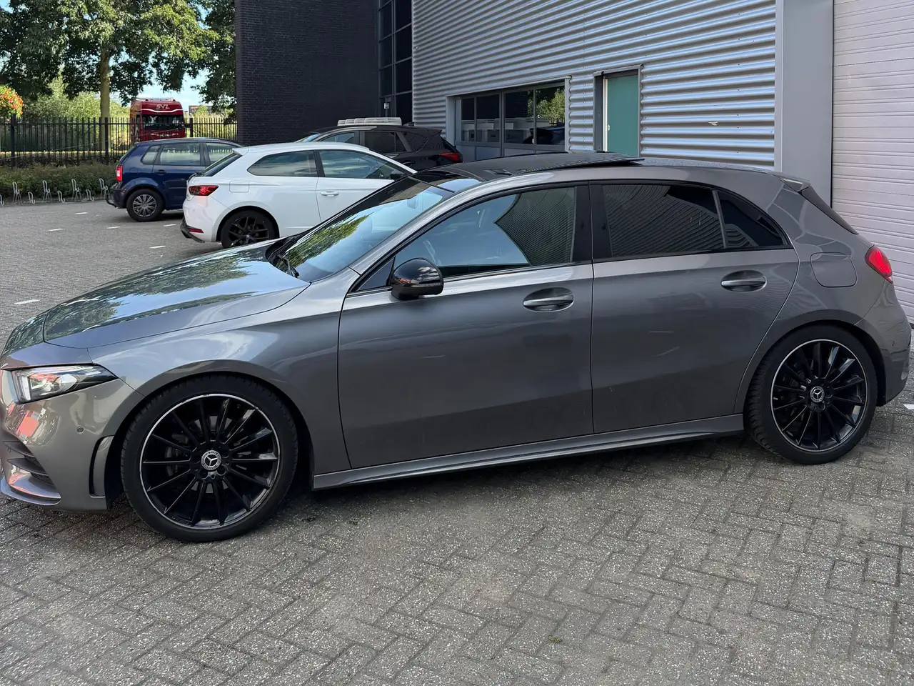 Mercedes-Benz A 200