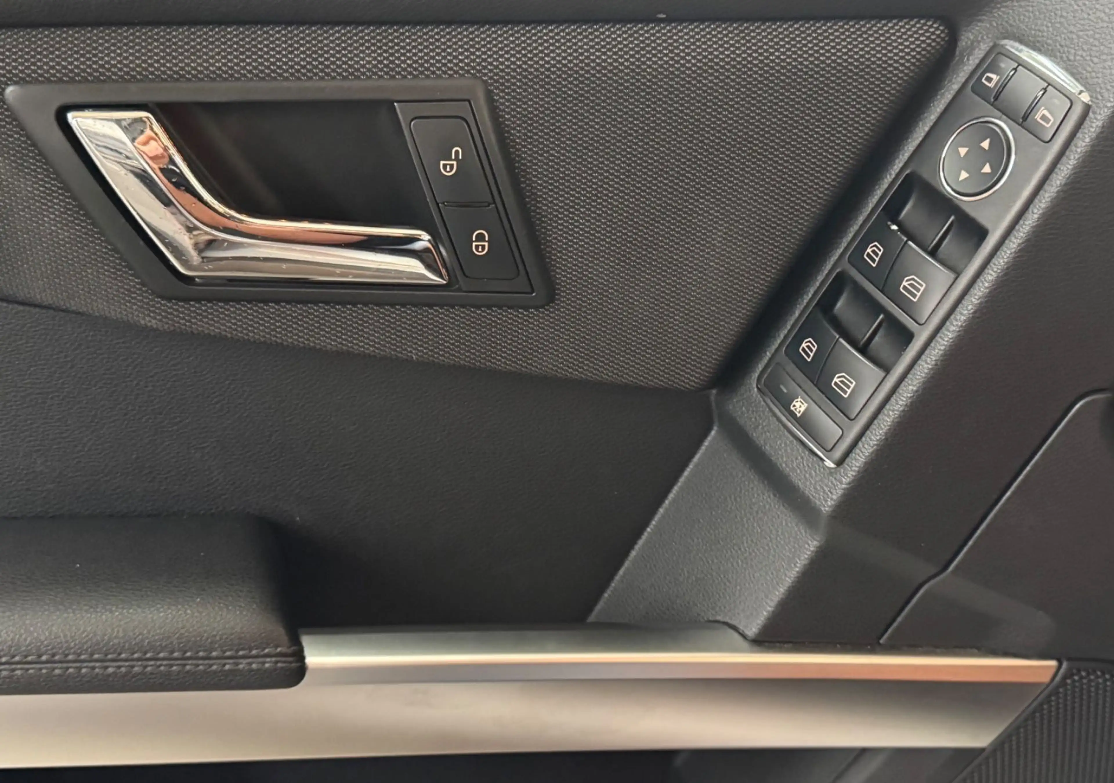Mercedes-Benz GLK 350 4Matic*AUTOM.*XENON*LEDER*NAVI*PDC*AHK* — photo 13