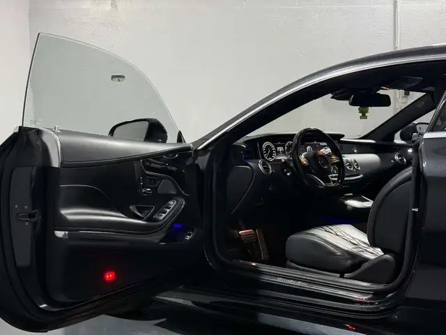 Mercedes-Benz S 500 4MATIC Coupe Aut. *DESIGNO* *SWAROVSKI* *MASSAG... Ansicht 21
