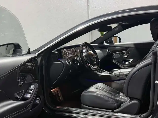 Mercedes-Benz S 500 4MATIC Coupe Aut. *DESIGNO* *SWAROVSKI* *MASSAG... Ansicht 22