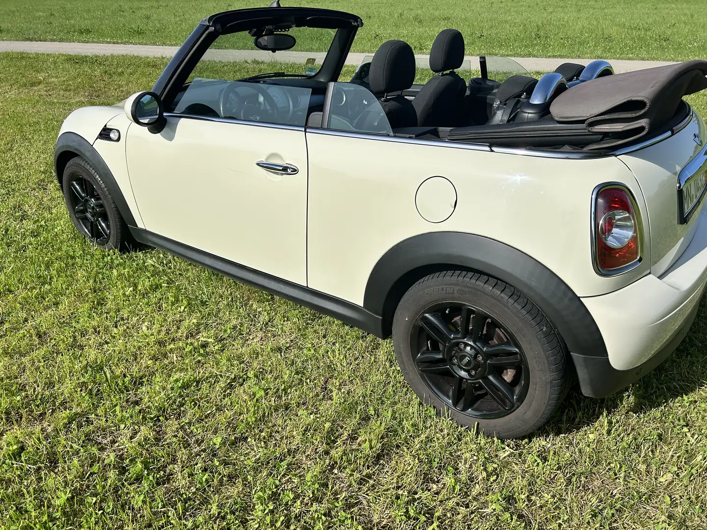 MINI Cooper C Cabrio one - 2