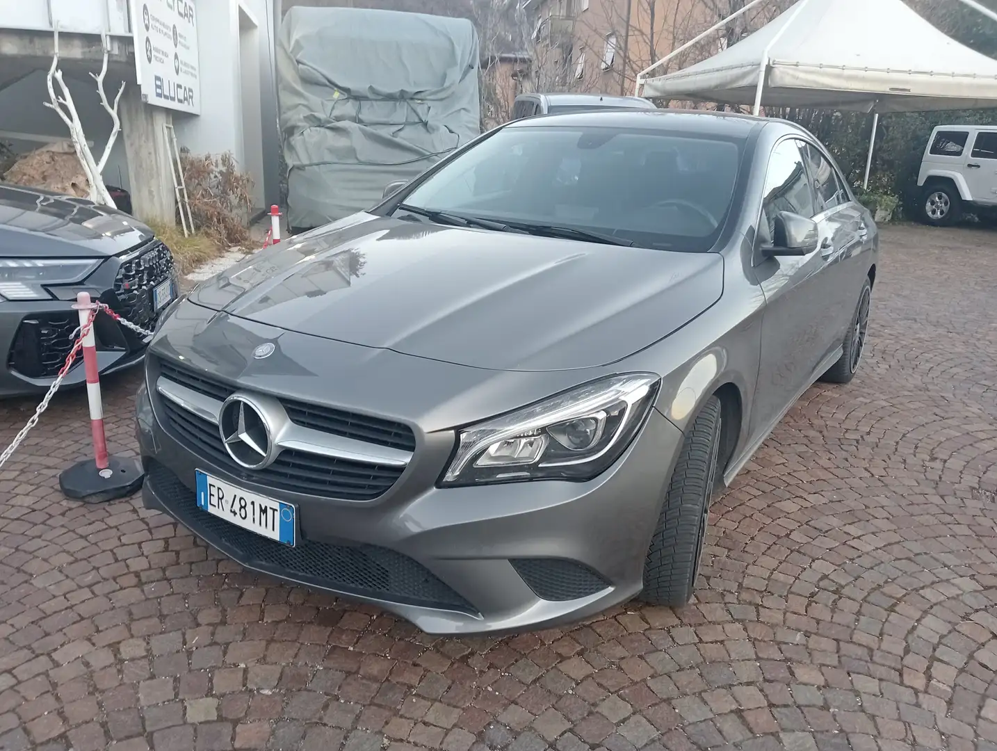 Mercedes-Benz CLA 180 CLA 180 Executive Szary - 1