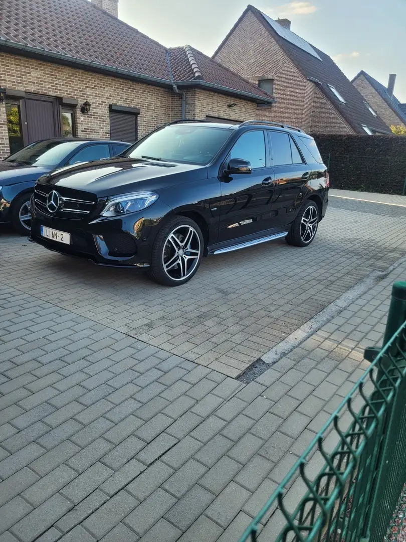Mercedes-Benz GLE 500 4Matic 9G-TRONIC AMG Line - 1