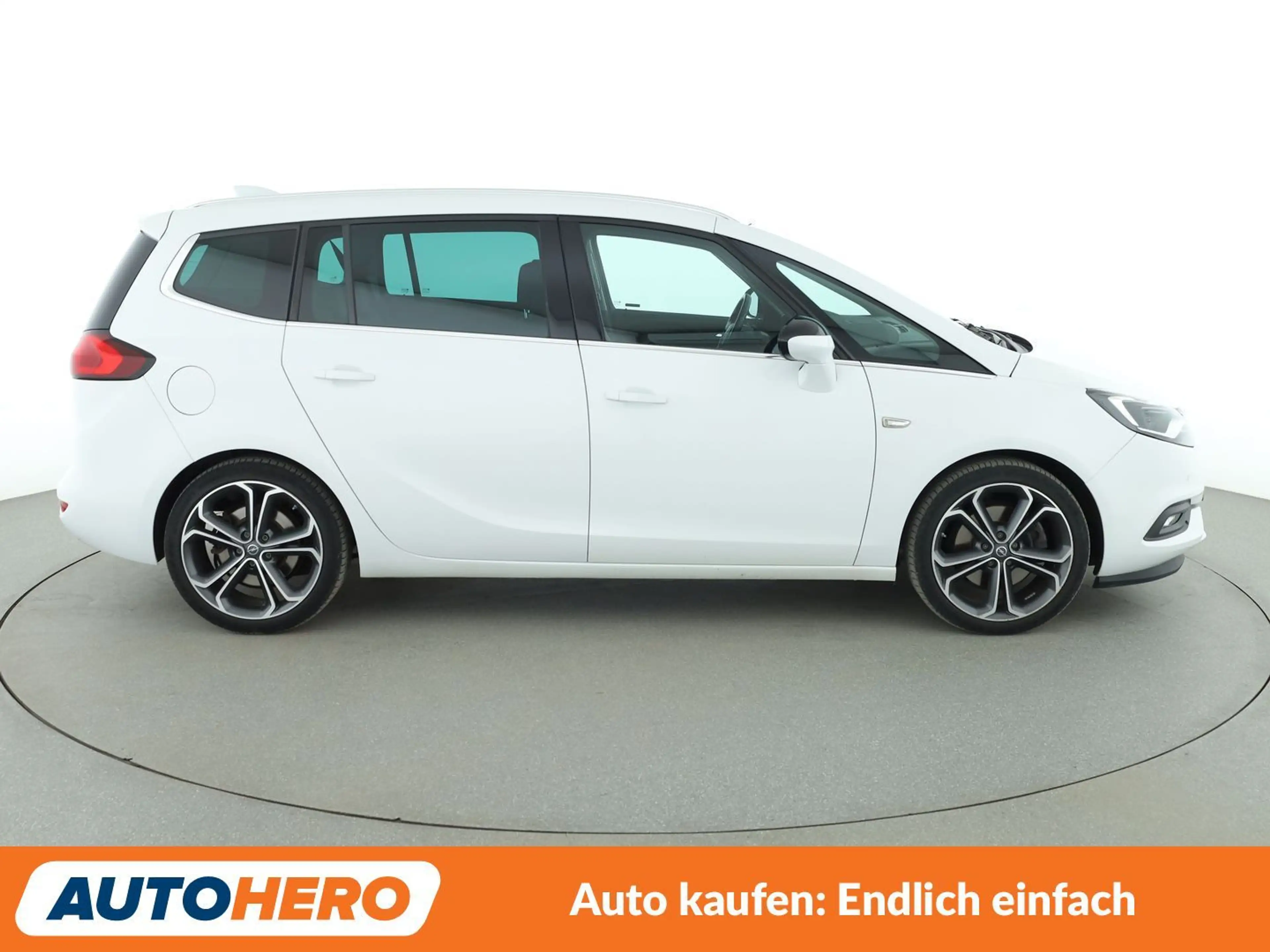 Opel Zafira Tourer 1.6 SIDI Turbo Innovation Aut.*NAVI*BiLED*CAM* — photo 7