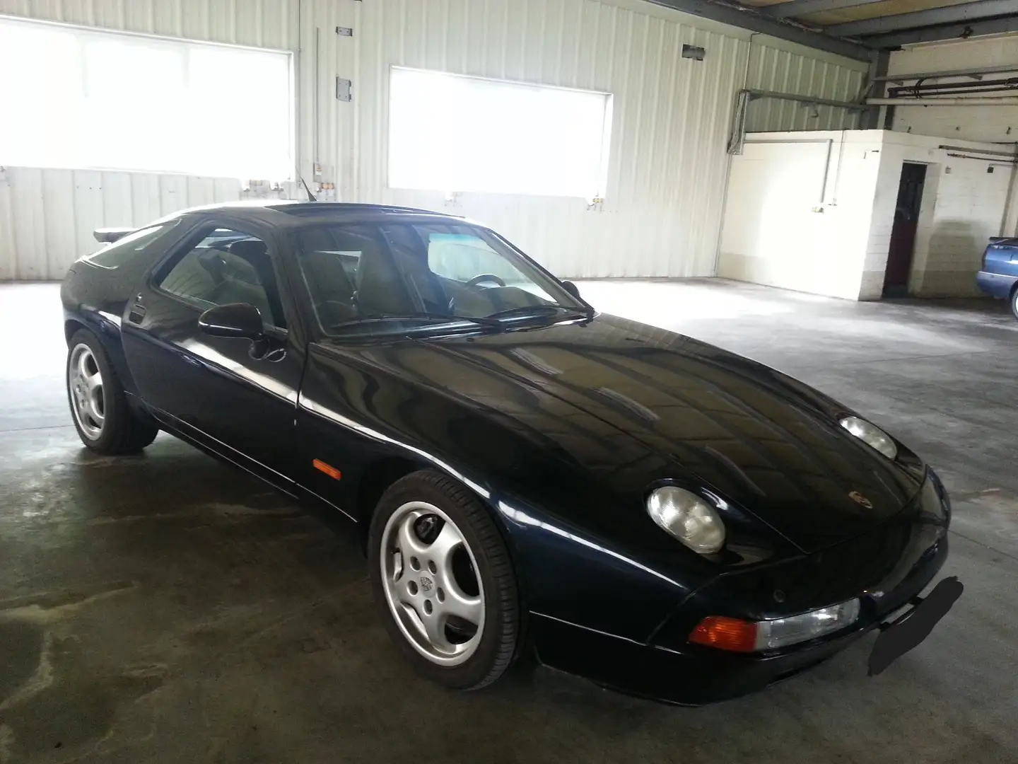 Porsche 928 GTS Scheckheft Blau - 1