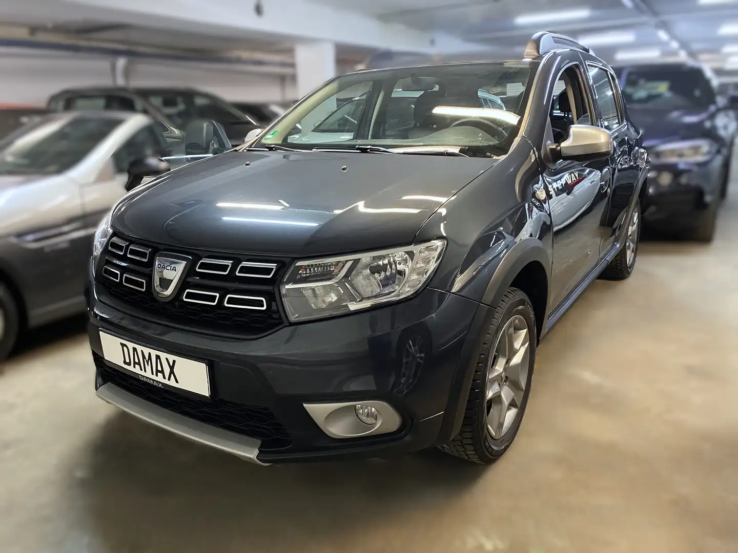 Dacia Sandero Stepway Essential Gris - 1