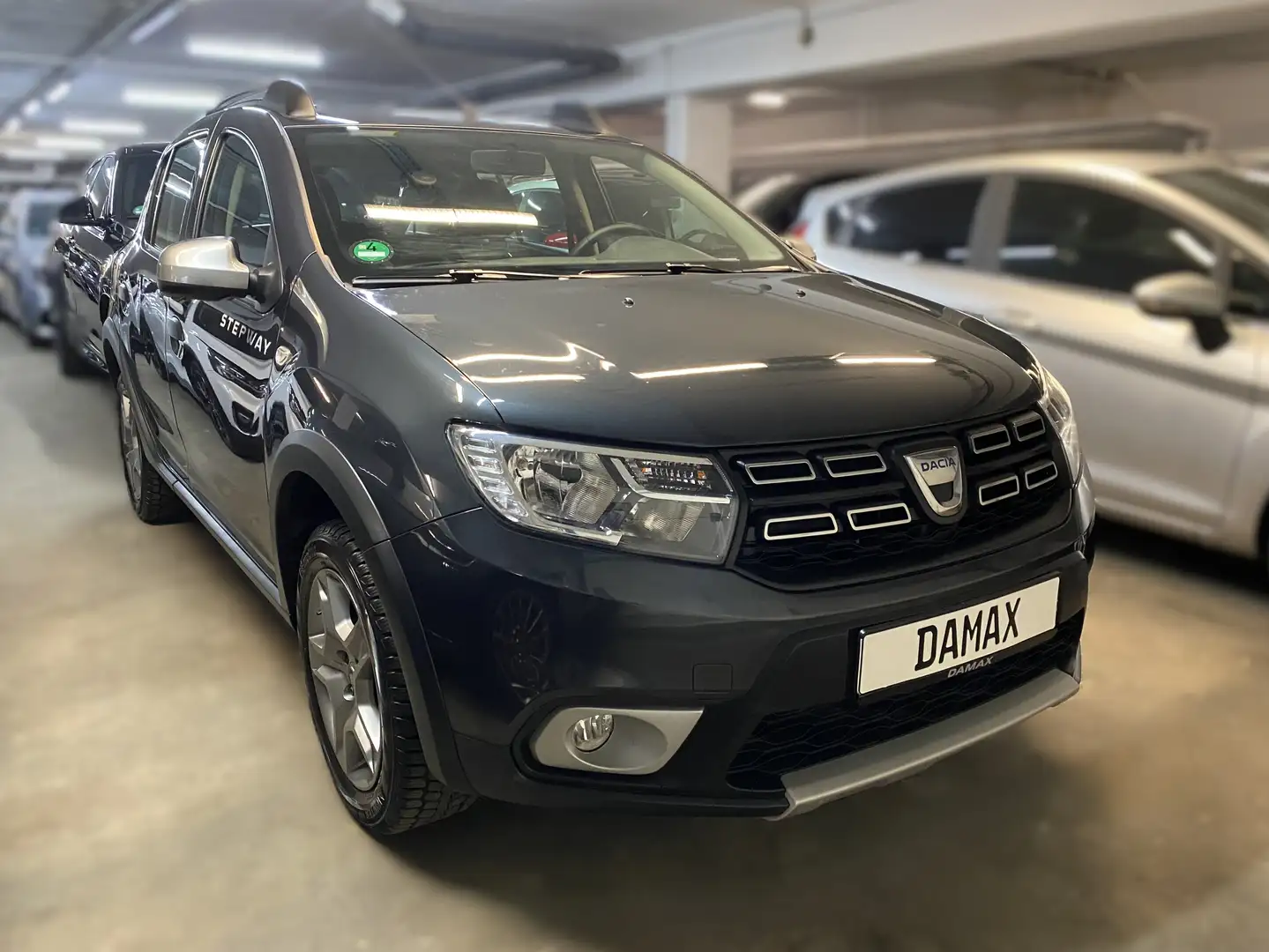 Dacia Sandero Stepway Essential Gris - 2