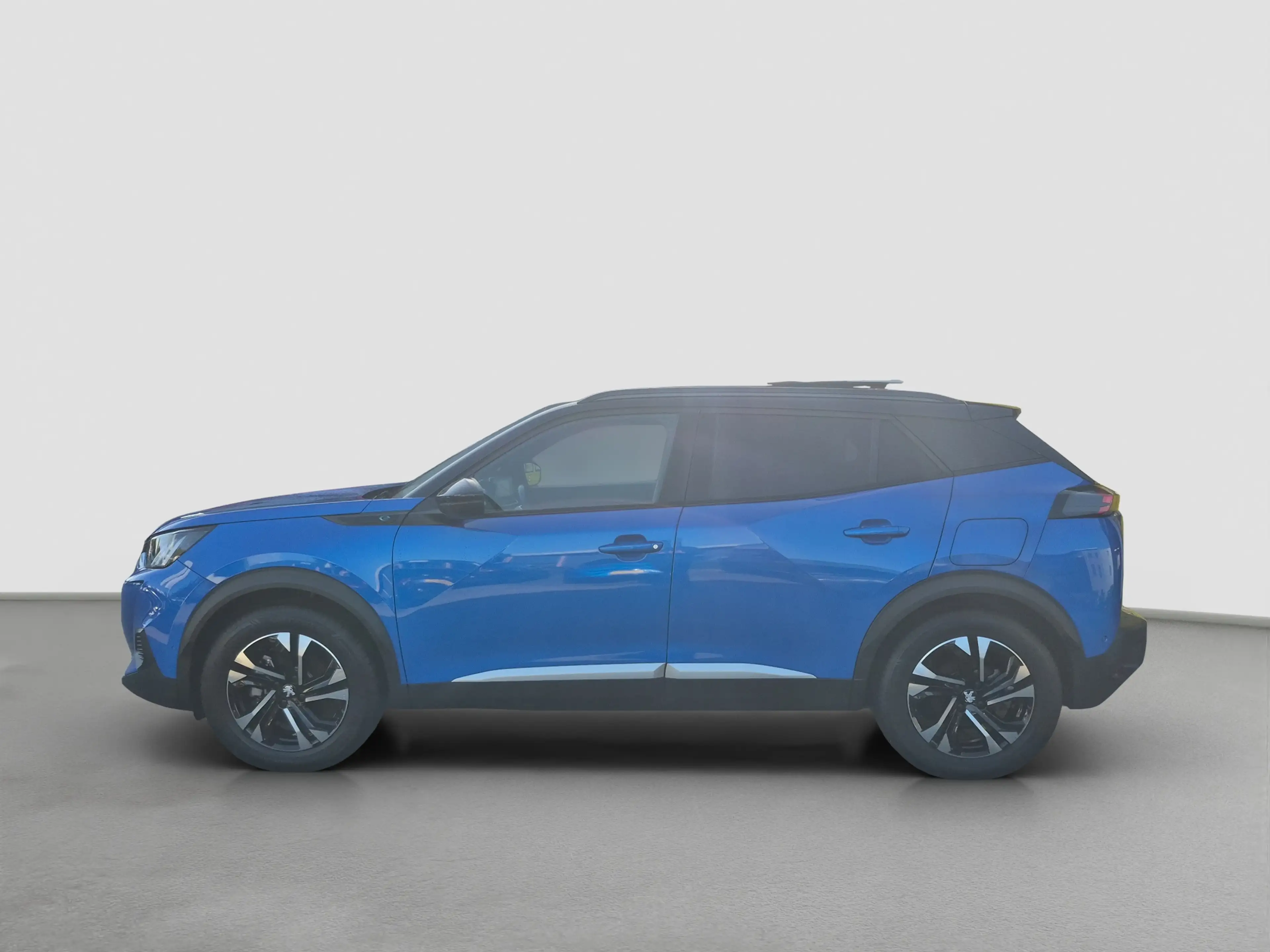 Peugeot e-2008 EV GT 50 kWh 95,7% Soh | Panoramadak | Trekhaak af — photo 2