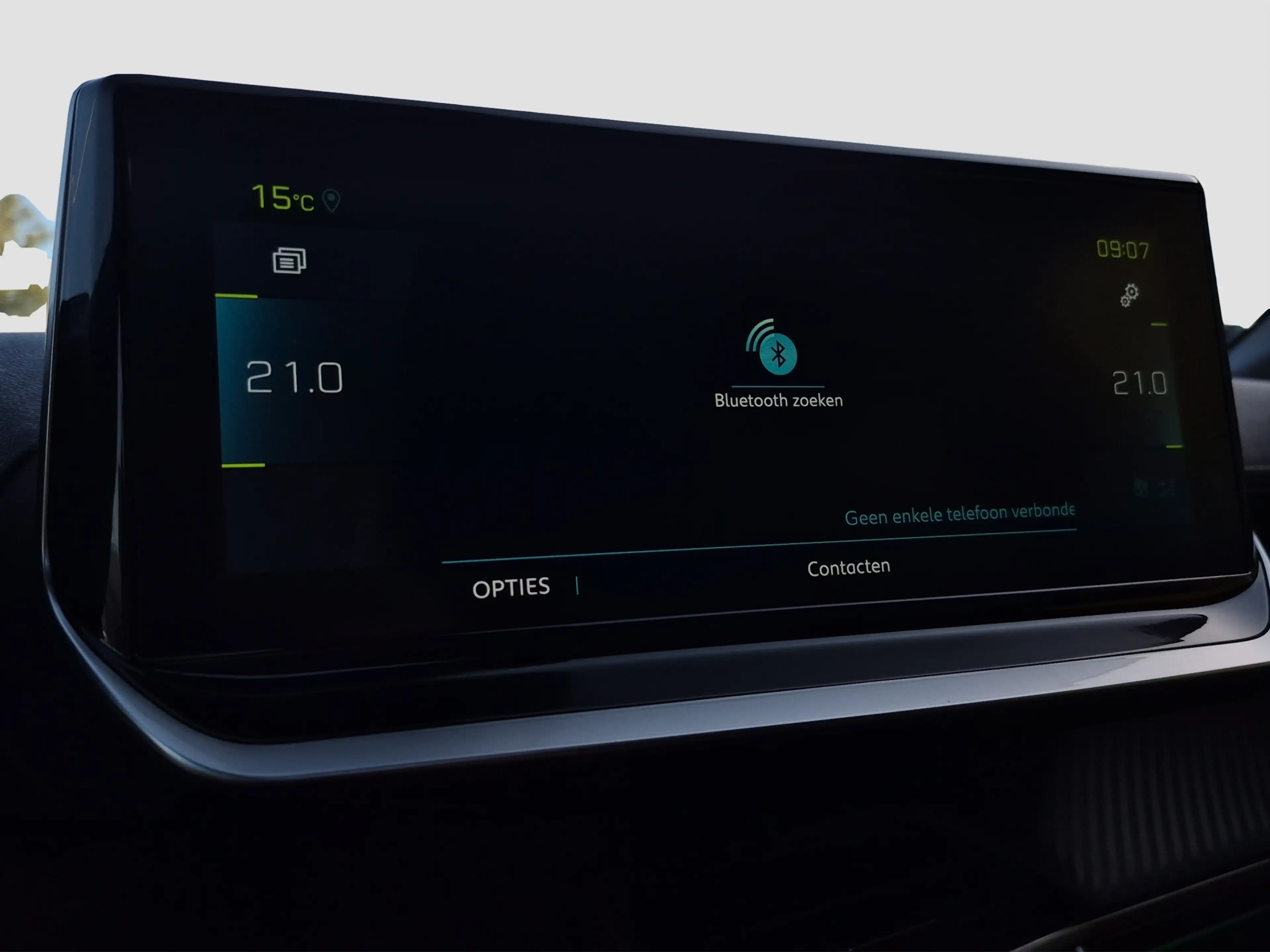 Peugeot e-2008 EV GT 50 kWh 95,7% Soh | Panoramadak | Trekhaak af — photo 21
