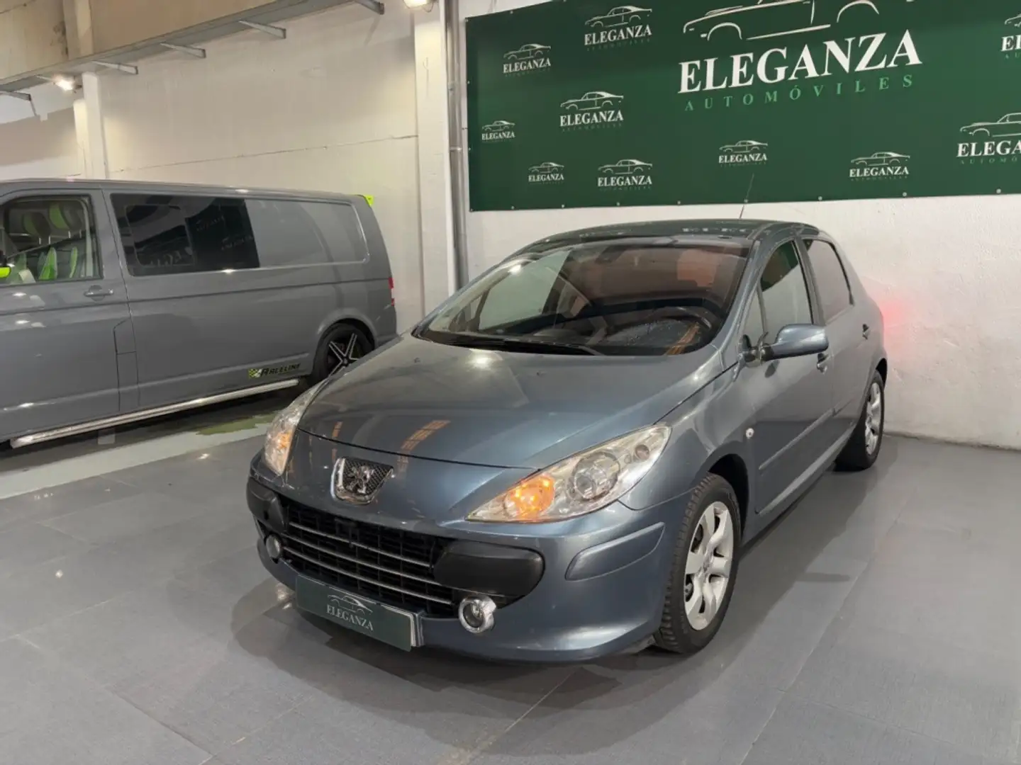 Peugeot 307 1.6 16v D-Sign Azul - 1