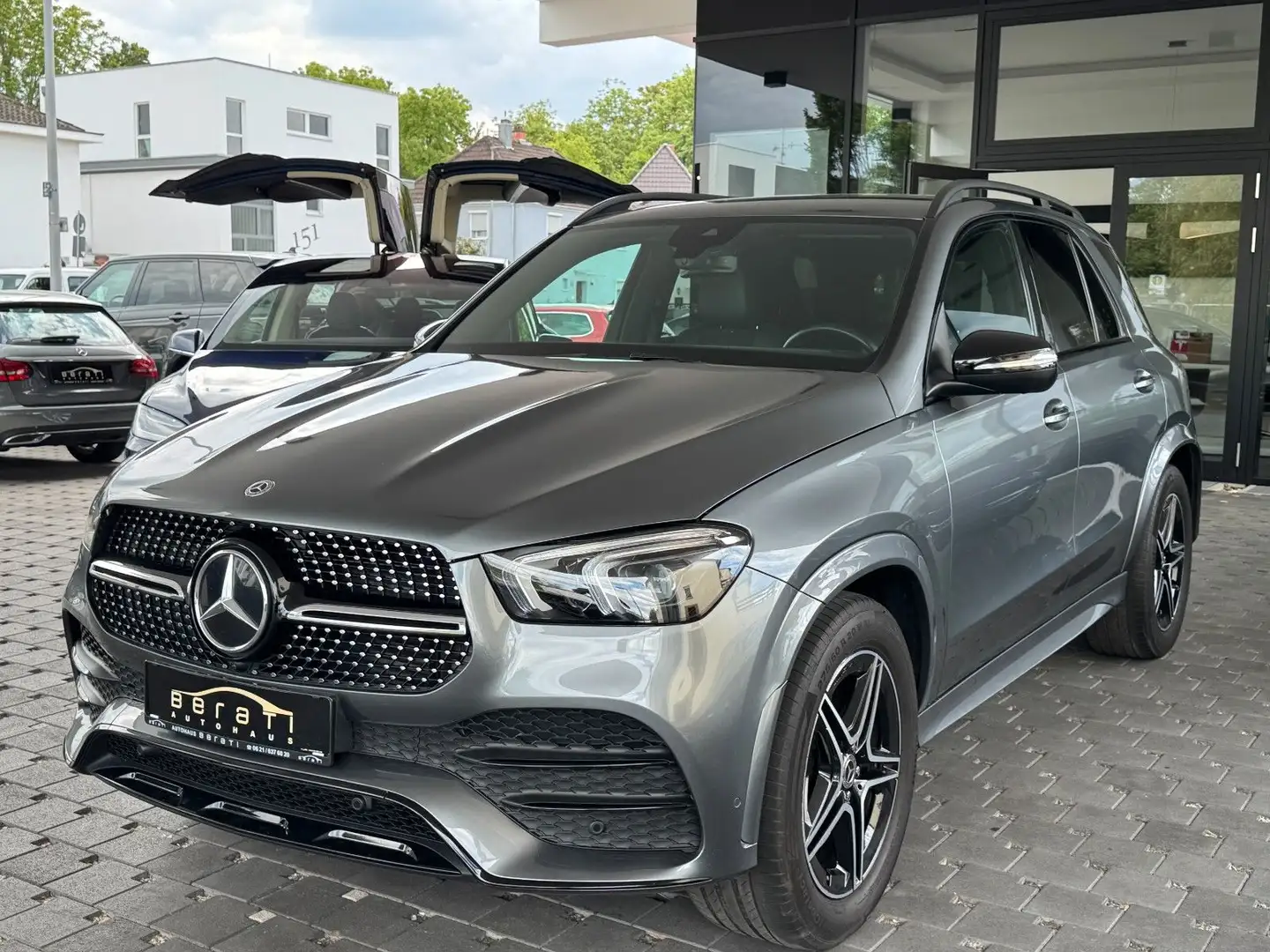 Mercedes-Benz GLE 450 4M AMG|NIGHT|MBUX|St.Hz|360°Kamera|elAHK Grijs - 1