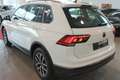 Volkswagen Tiguan Life 2.0 TDI DSG 5 Jahre Garantie/AHK/KAMERA/NAVI Weiß - thumbnail 7