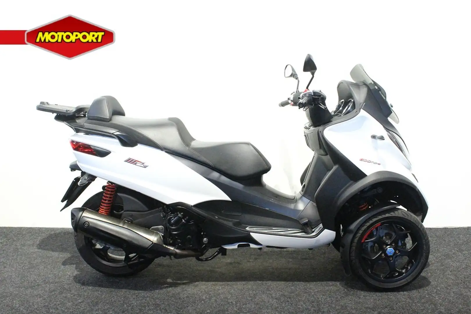 Piaggio MP3 500 LT ABS SPORT Černá - 1