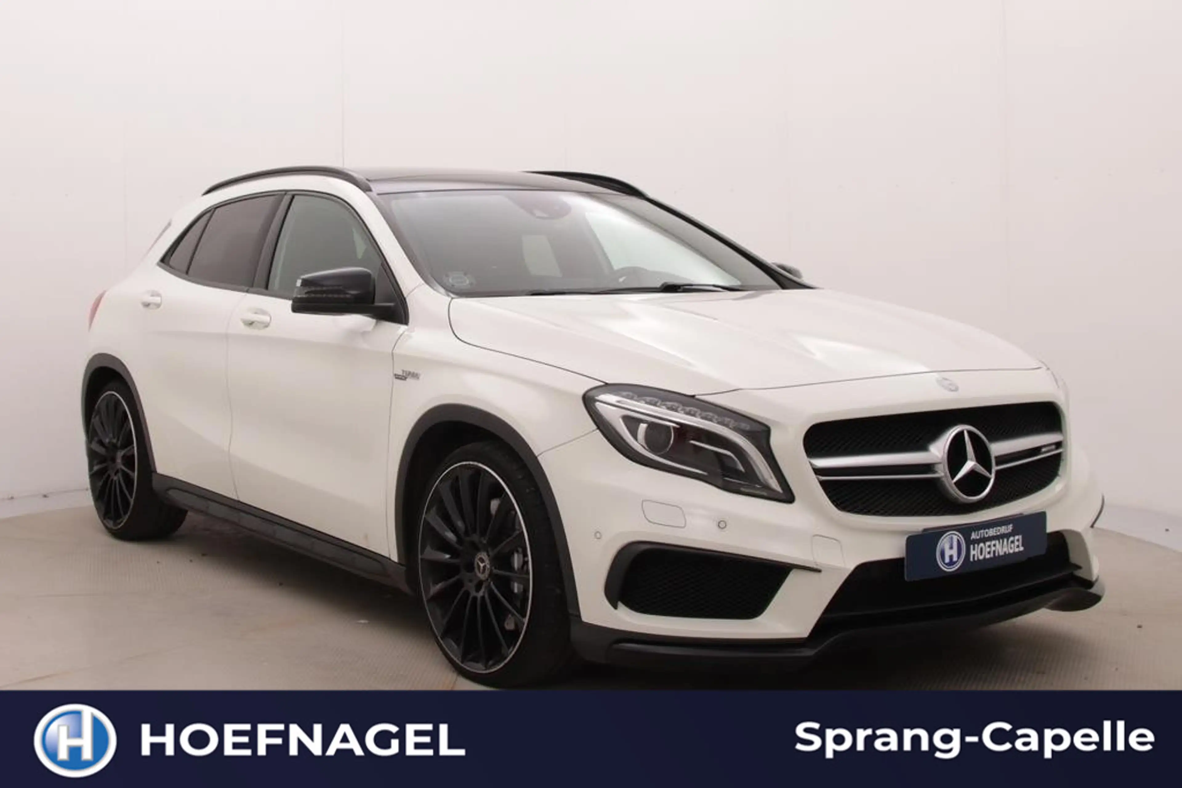 Mercedes-Benz GLA 45 AMG 4MATIC | Pano | Camera | 20 inch | — photo 6