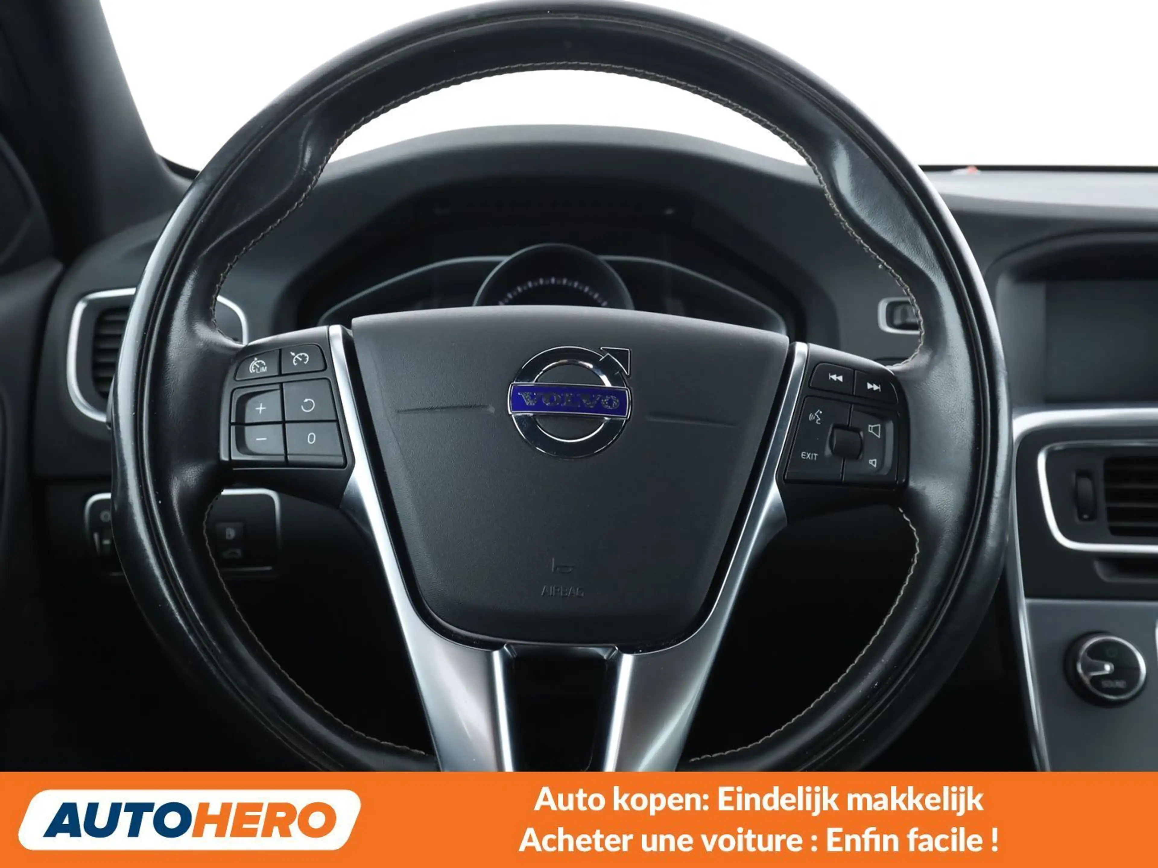 Volvo S60 2.0 T4 Linje Svart — photo 5