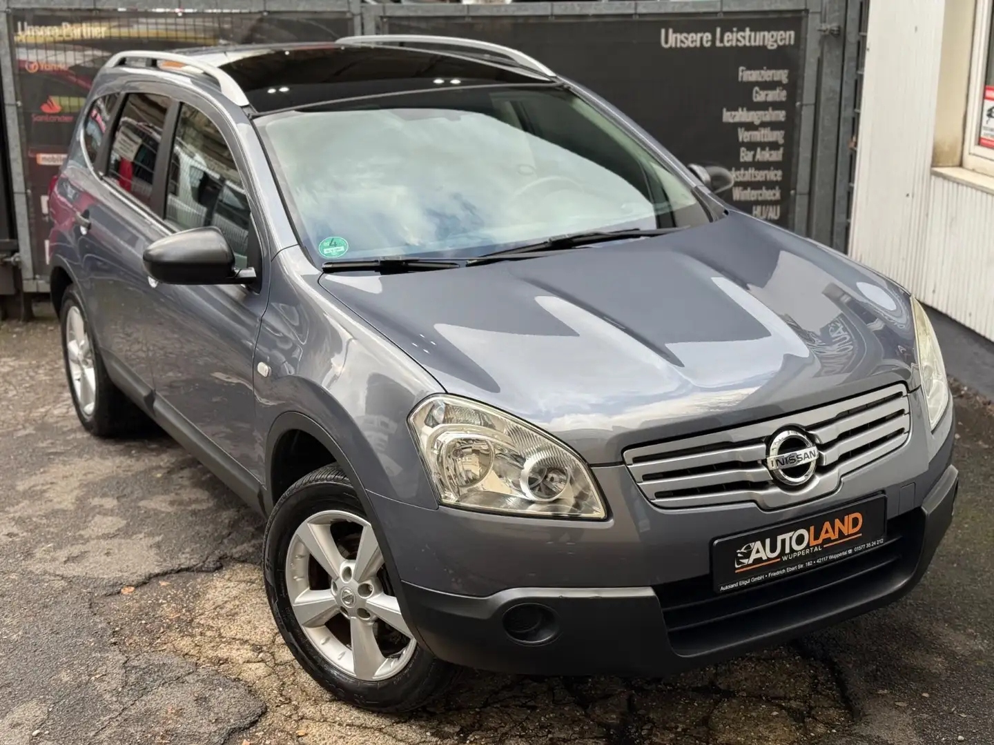 Nissan Qashqai +2 Visia 2.0l*1.HAND*KLIMA*AHK*PANO*PDC Šedá - 1