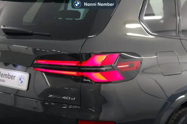BMW X5 view 6