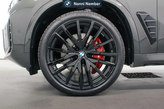 BMW X5 view 7
