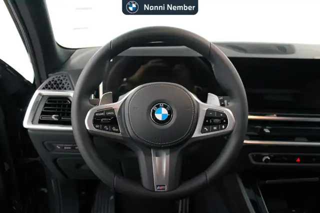 BMW X5 view 10