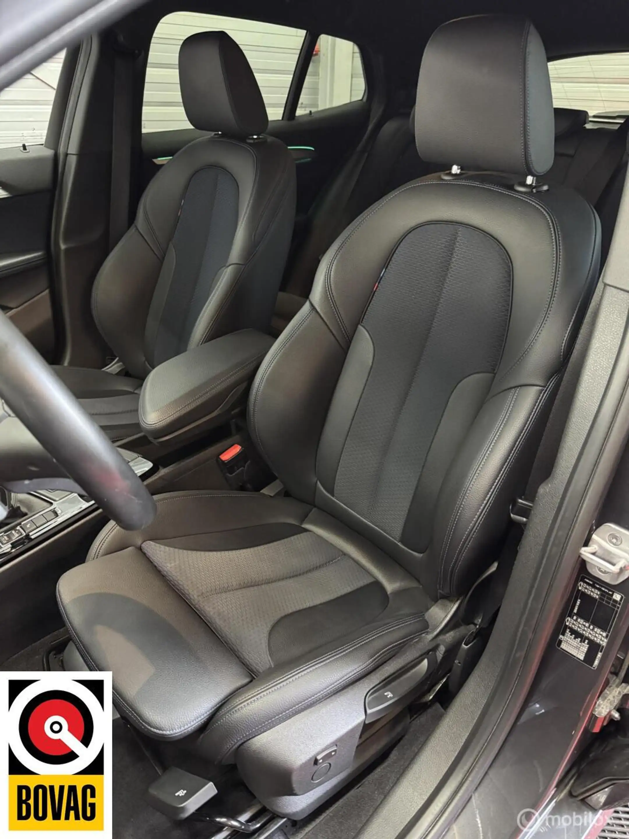 BMW X2 sDrive18i High Executive M-Pakket — photo 15
