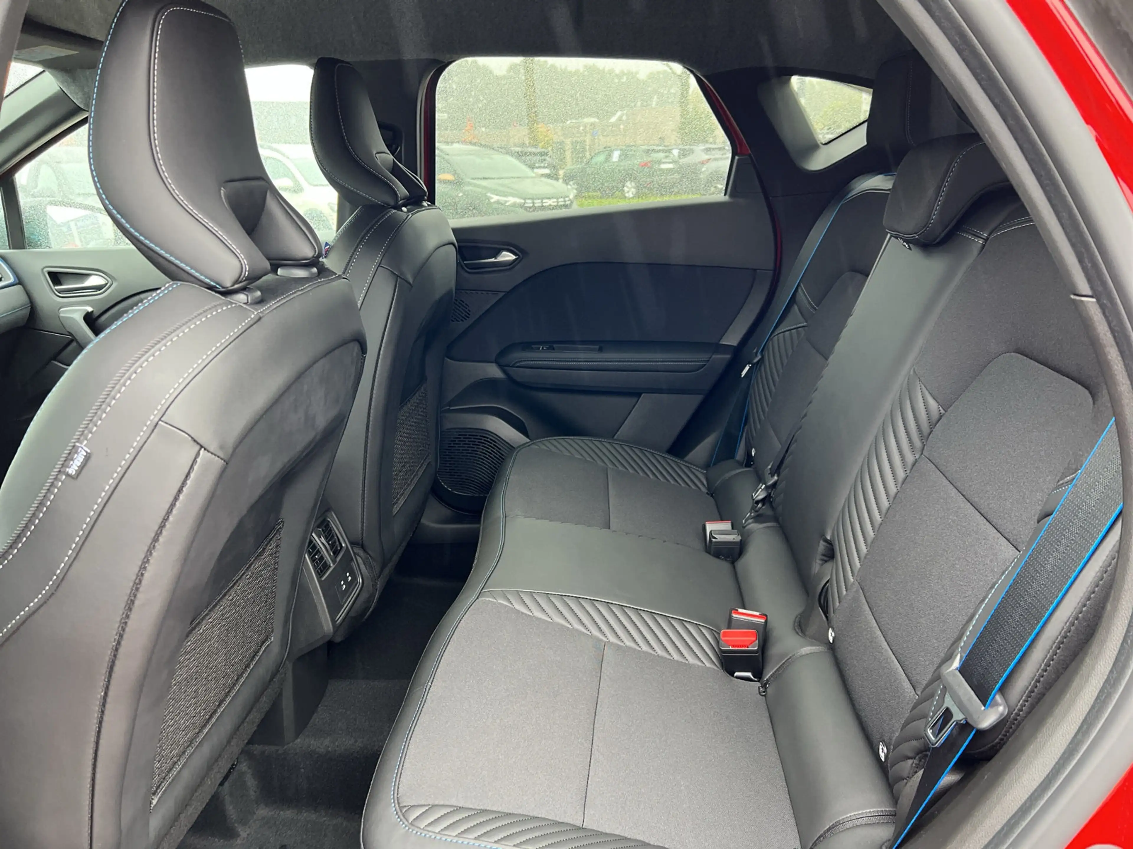 Renault Captur Full-Hybrid 160 E-Tech Esprit Alpine SHZ+360°+Goog — photo 10