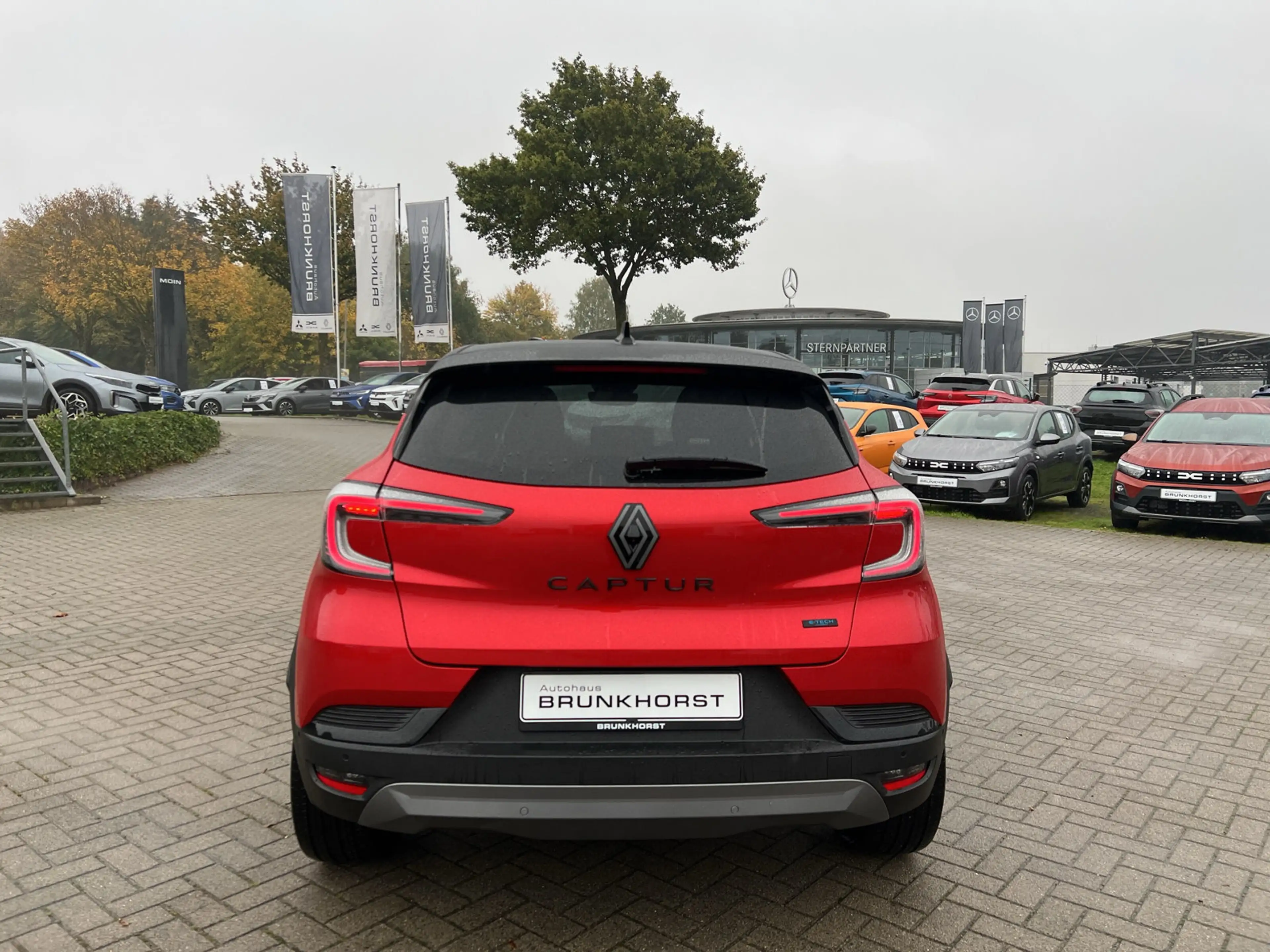 Renault Captur Full-Hybrid 160 E-Tech Esprit Alpine SHZ+360°+Goog — photo 2