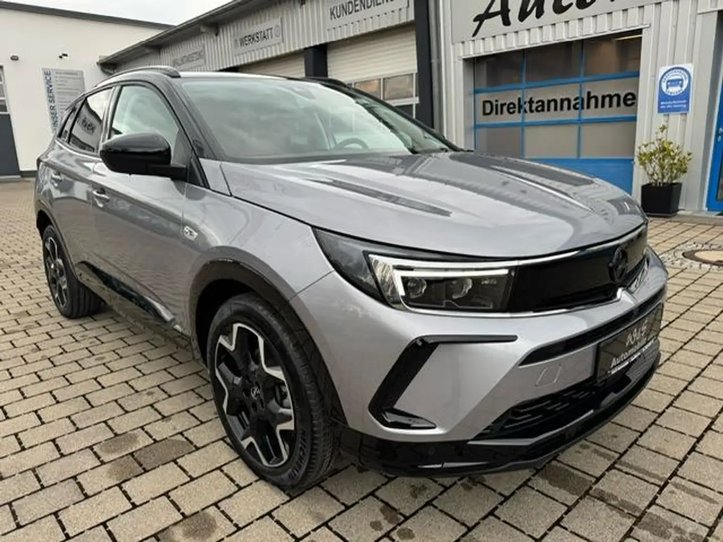 Opel Grandland Ultimate 1.5 D Autom. *19"*360°*Navi* Argento - 2