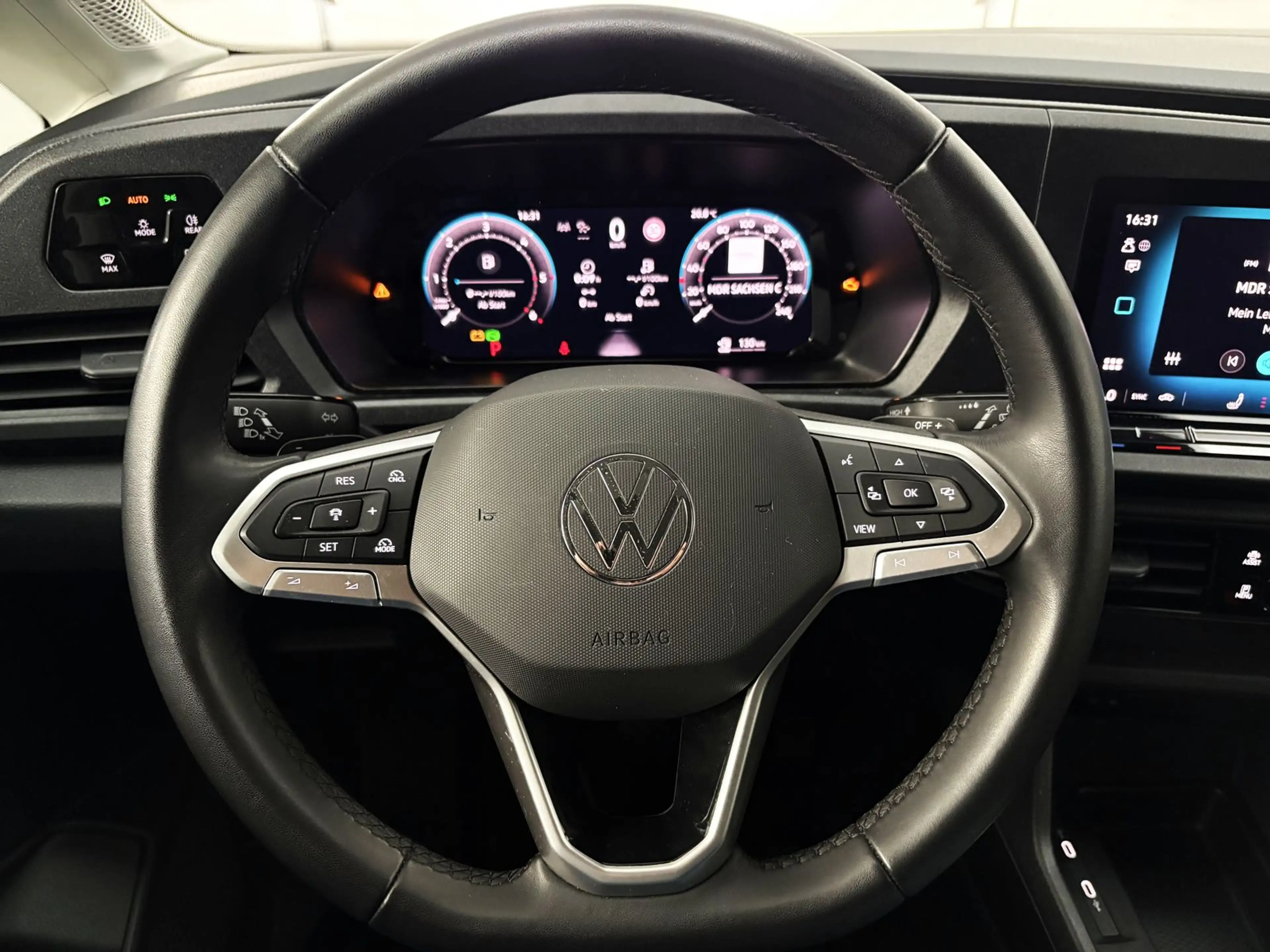 Volkswagen Caddy Caddy 2.0 TDI Maxi DSG ACC+RFK+Si-Hz — photo 11