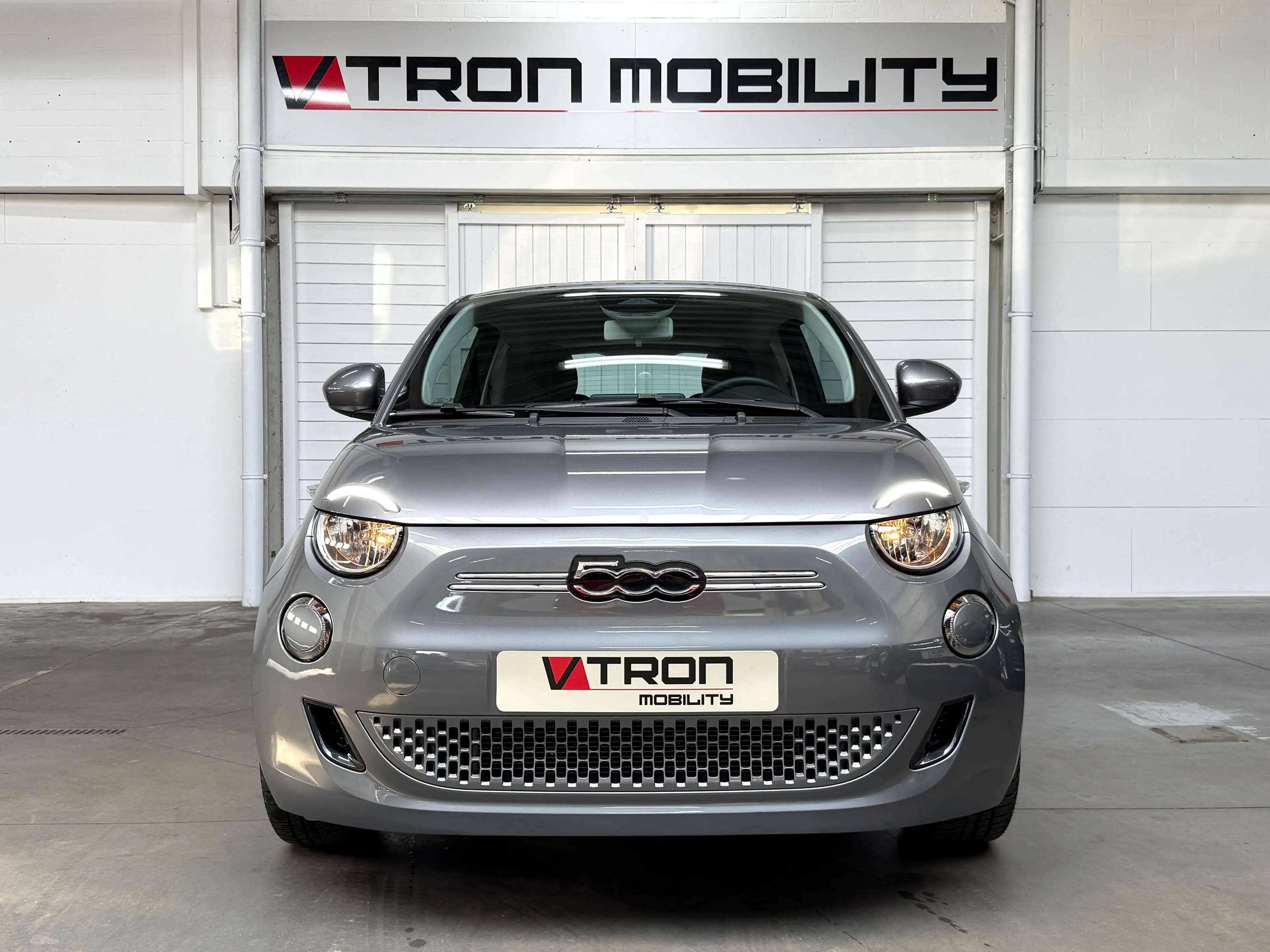 Fiat 500e Icon 24kWh BAT SoH 94% DAB*NAVI*CARPLAY*CC*LANEASS*AAC — photo 2
