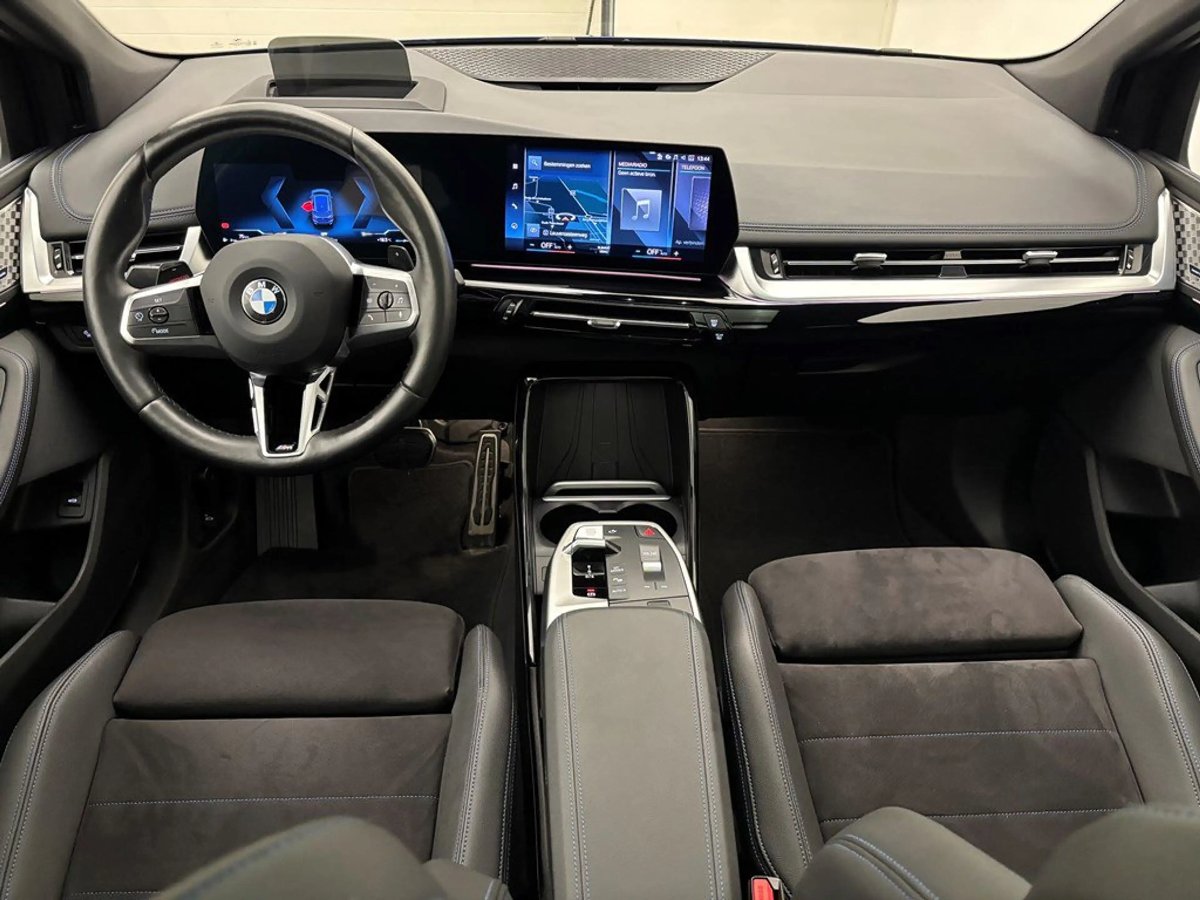 BMW 223 223 i x Drive M sport Harman/Kardon panodak dig.airco alu19 — photo 7