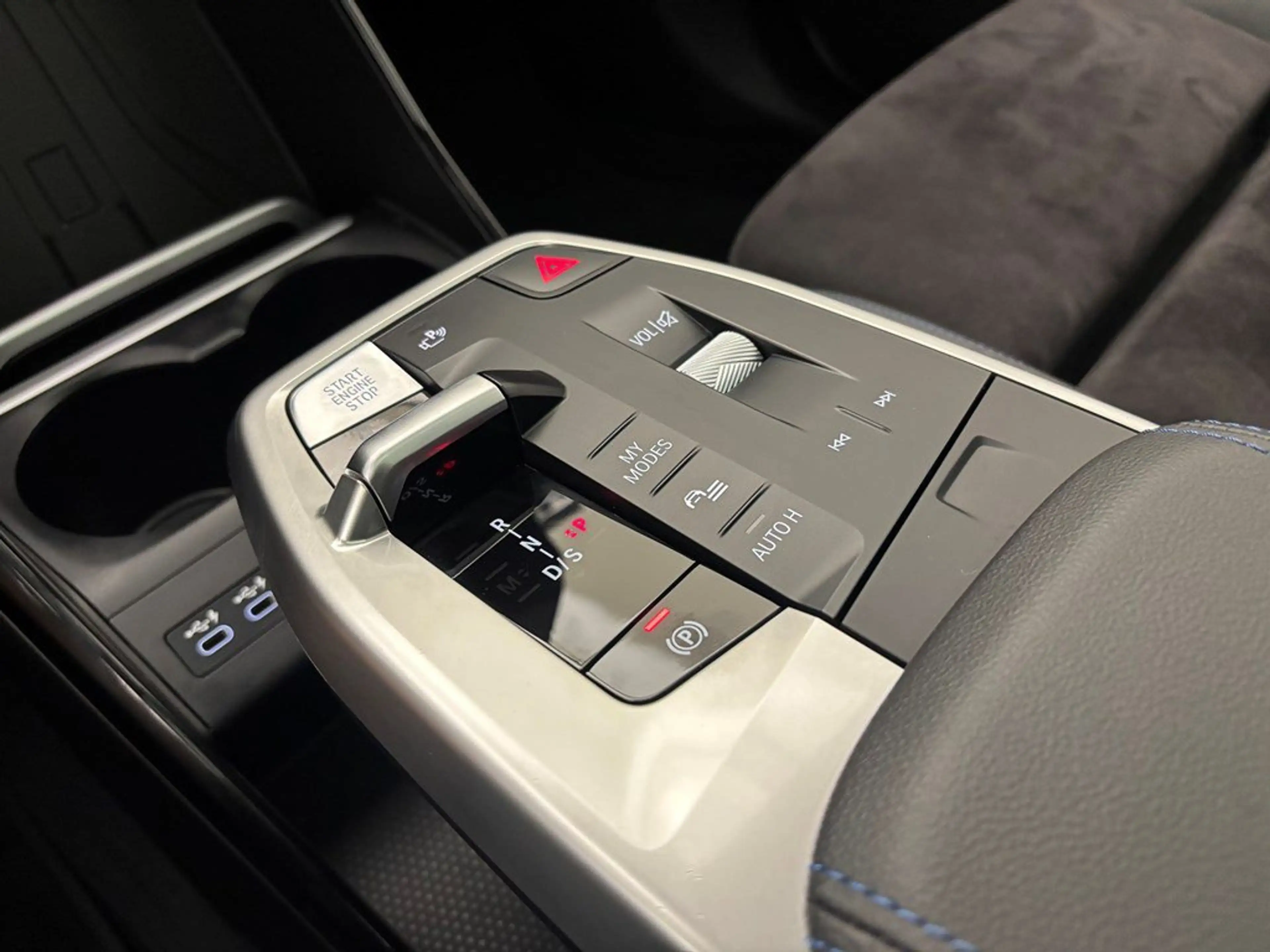 BMW 223 223 i x Drive M sport Harman/Kardon panodak dig.airco alu19 — photo 14