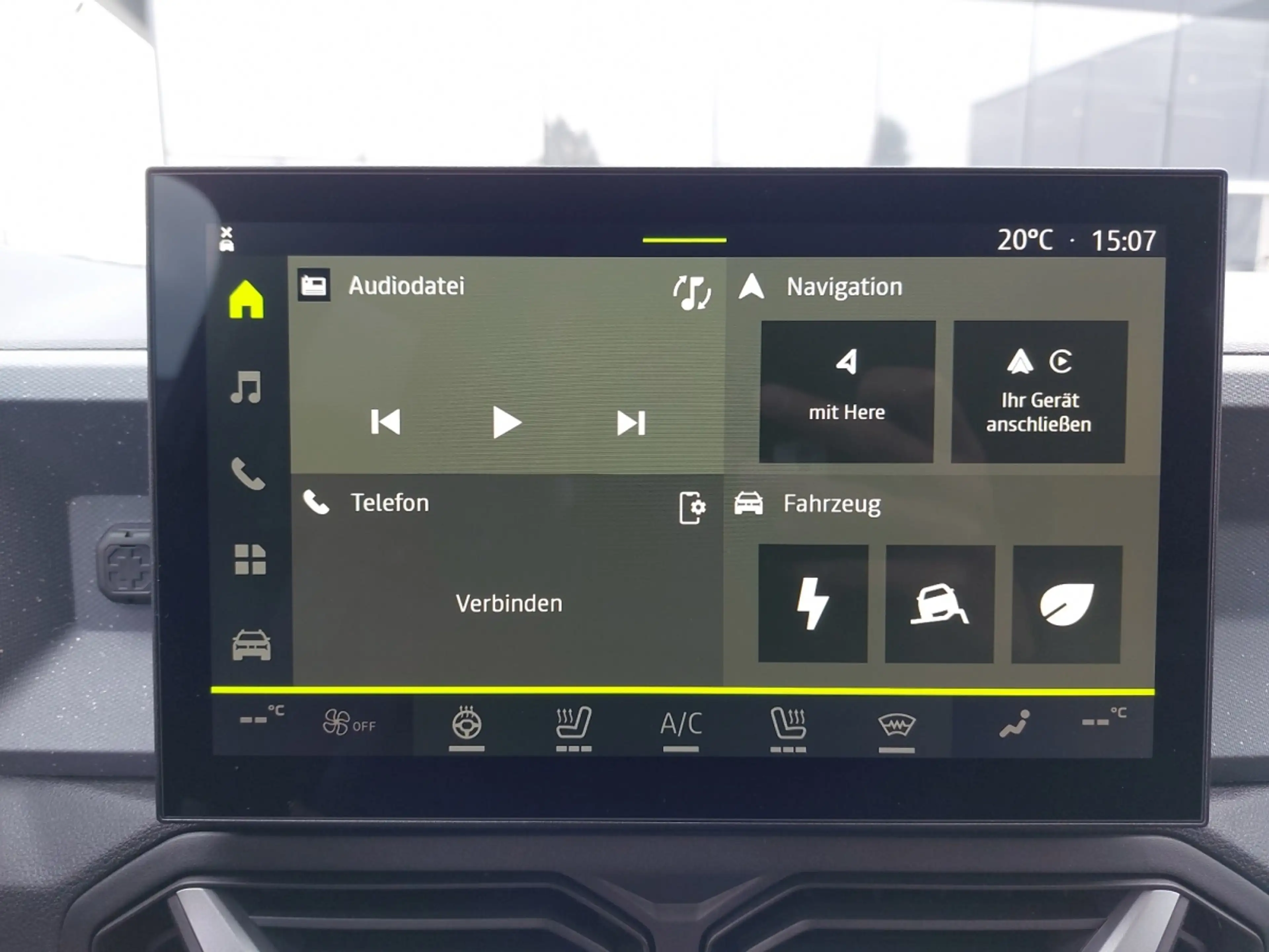 Dacia Bigster Journey Hybrid 155 — photo 10