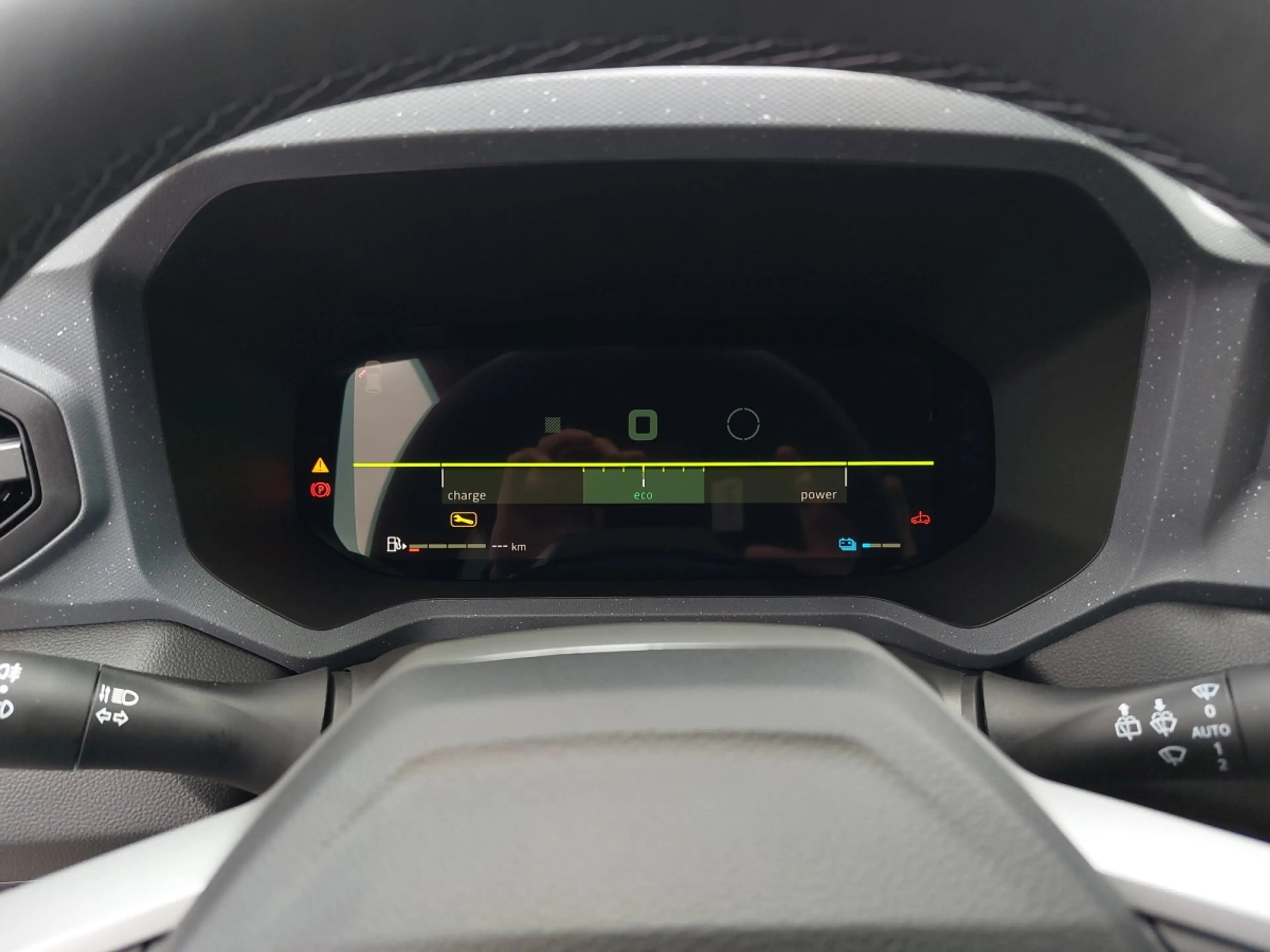 Dacia Bigster Journey Hybrid 155 — photo 15