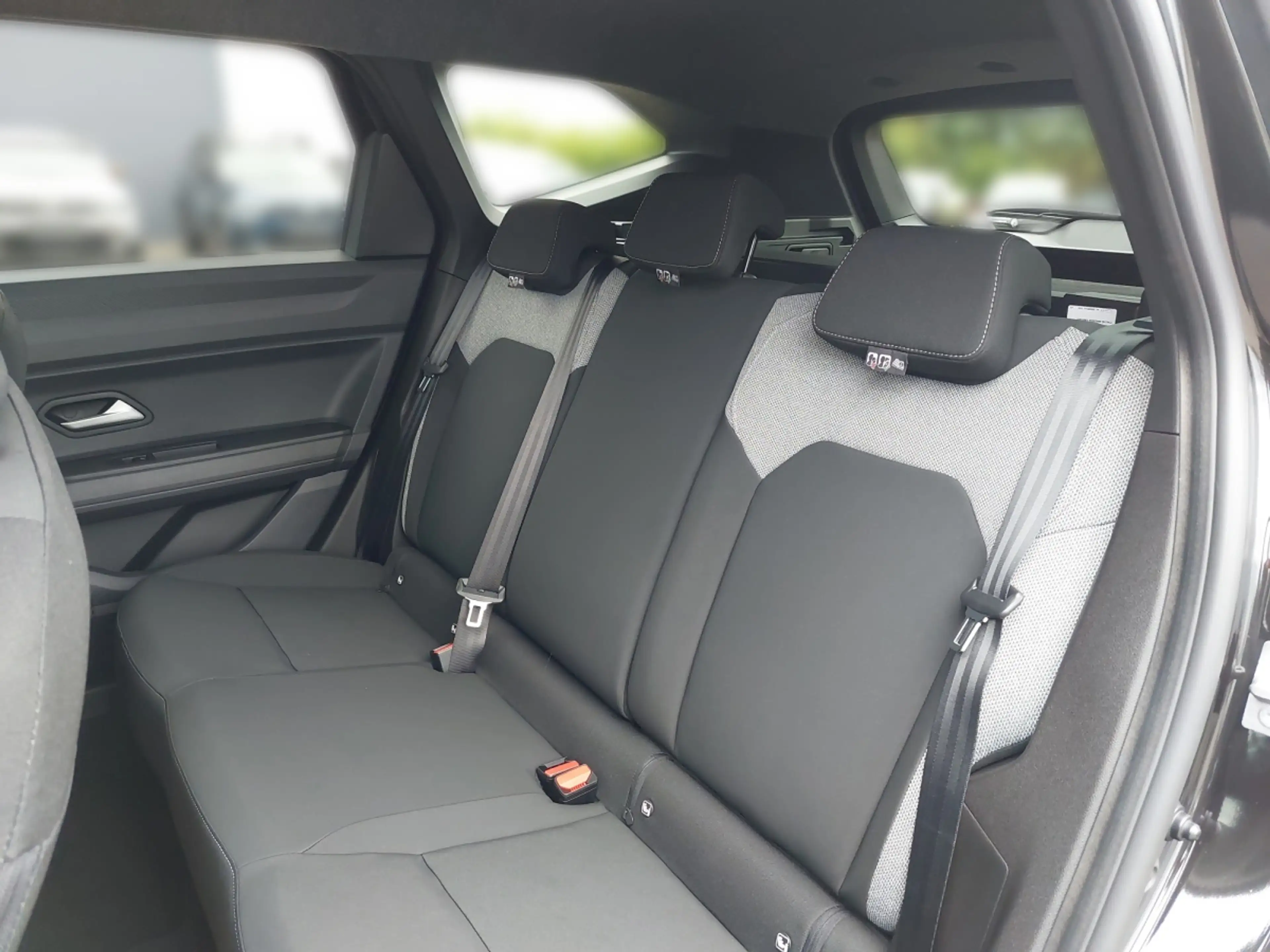 Dacia Bigster Journey Hybrid 155 — photo 11