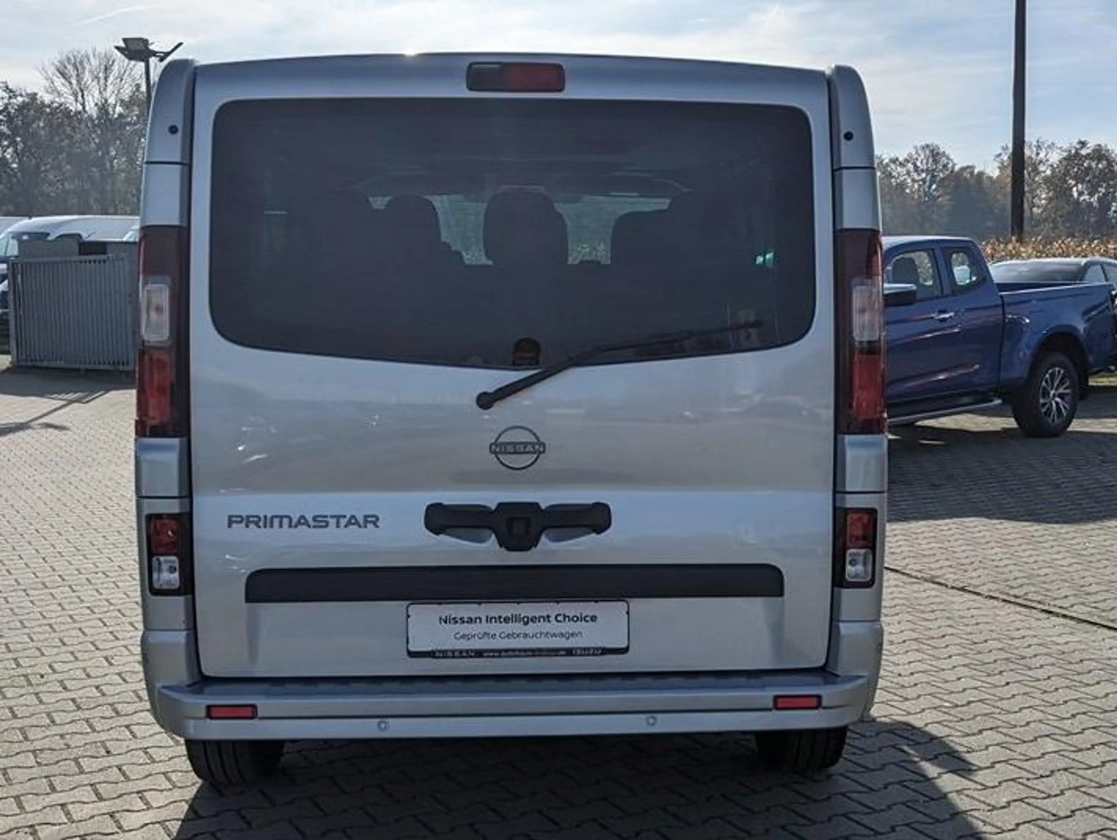Nissan Primastar Primastar dCi150 Tekna 9-Sitzer — photo 5